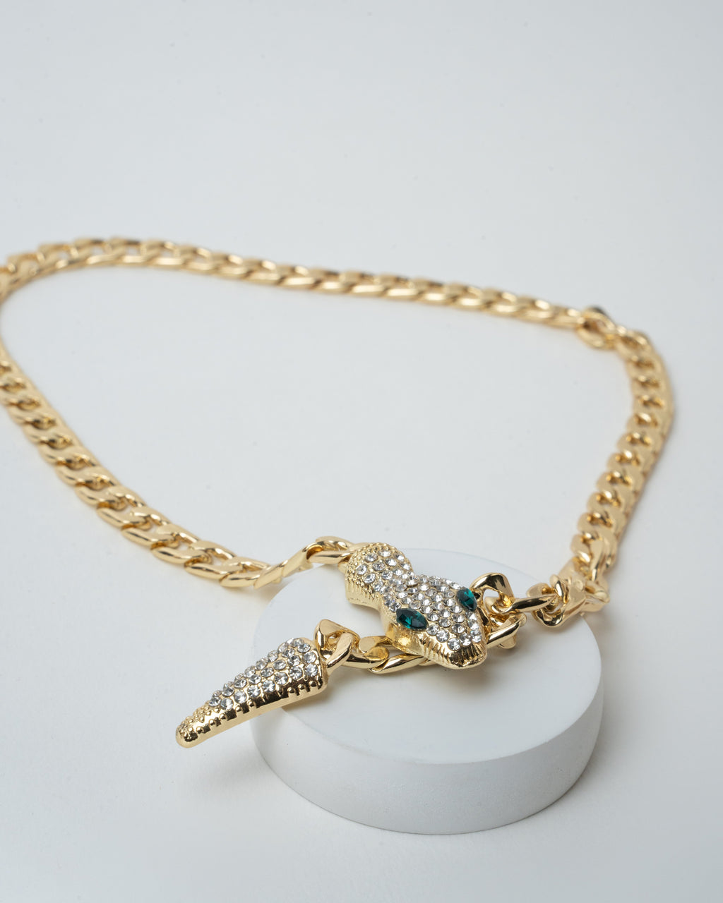 Exquisite Gold Snake-Head Chain Necklace