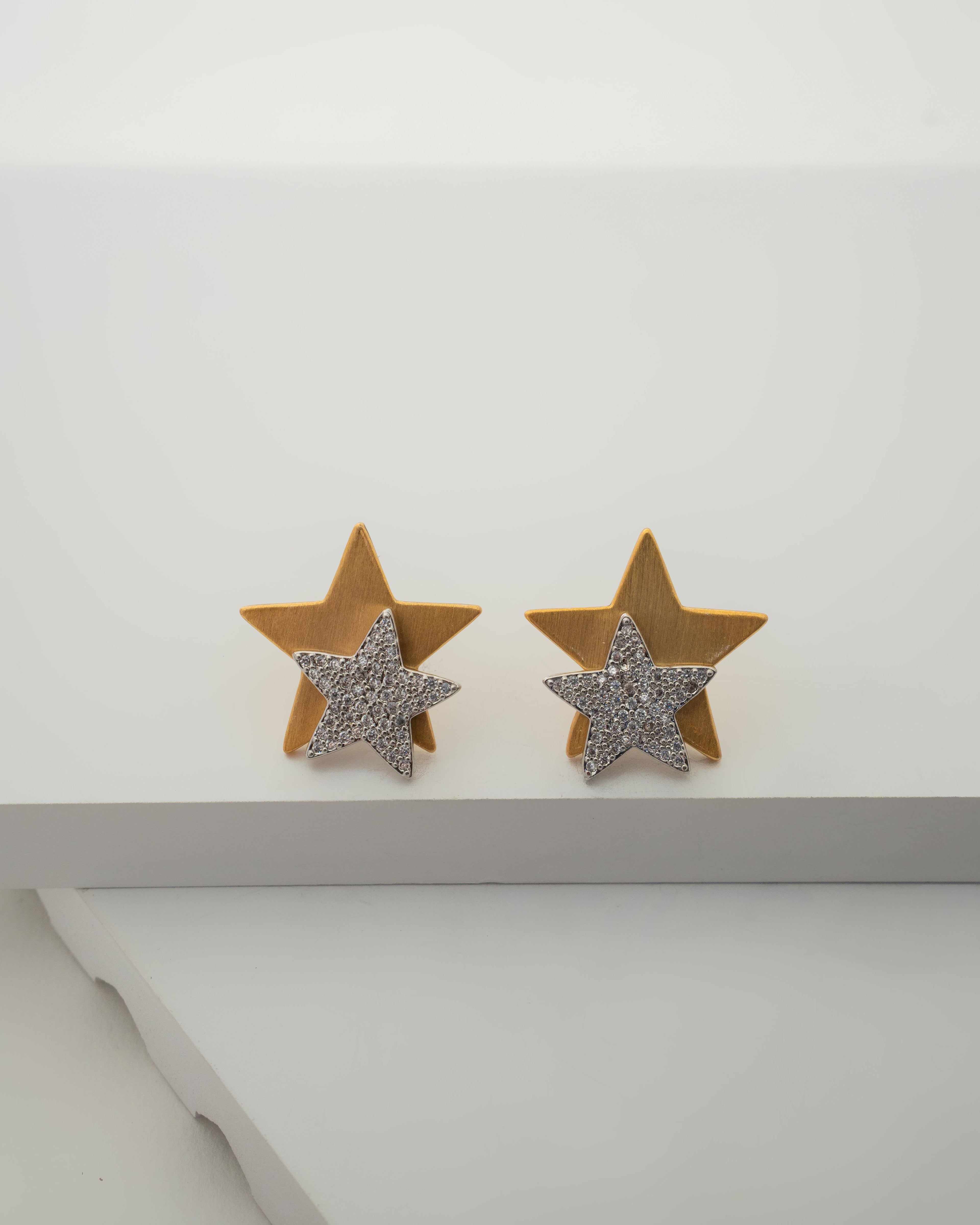 Elegant Dual-Tone Star Stud Earrings