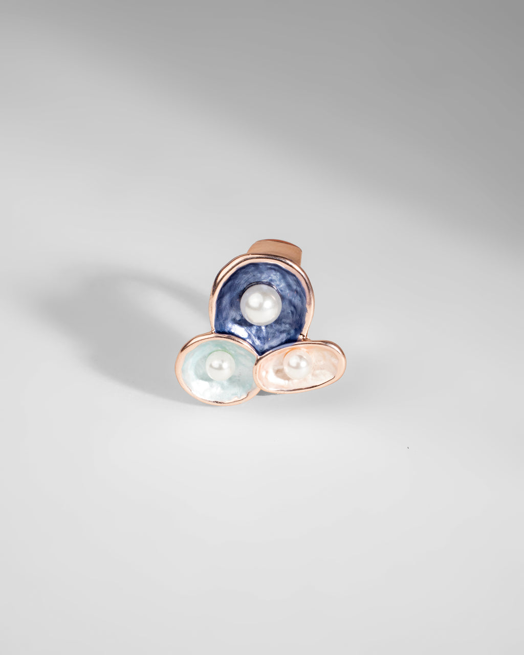 Elegant Triple Pearl Enamel Ring