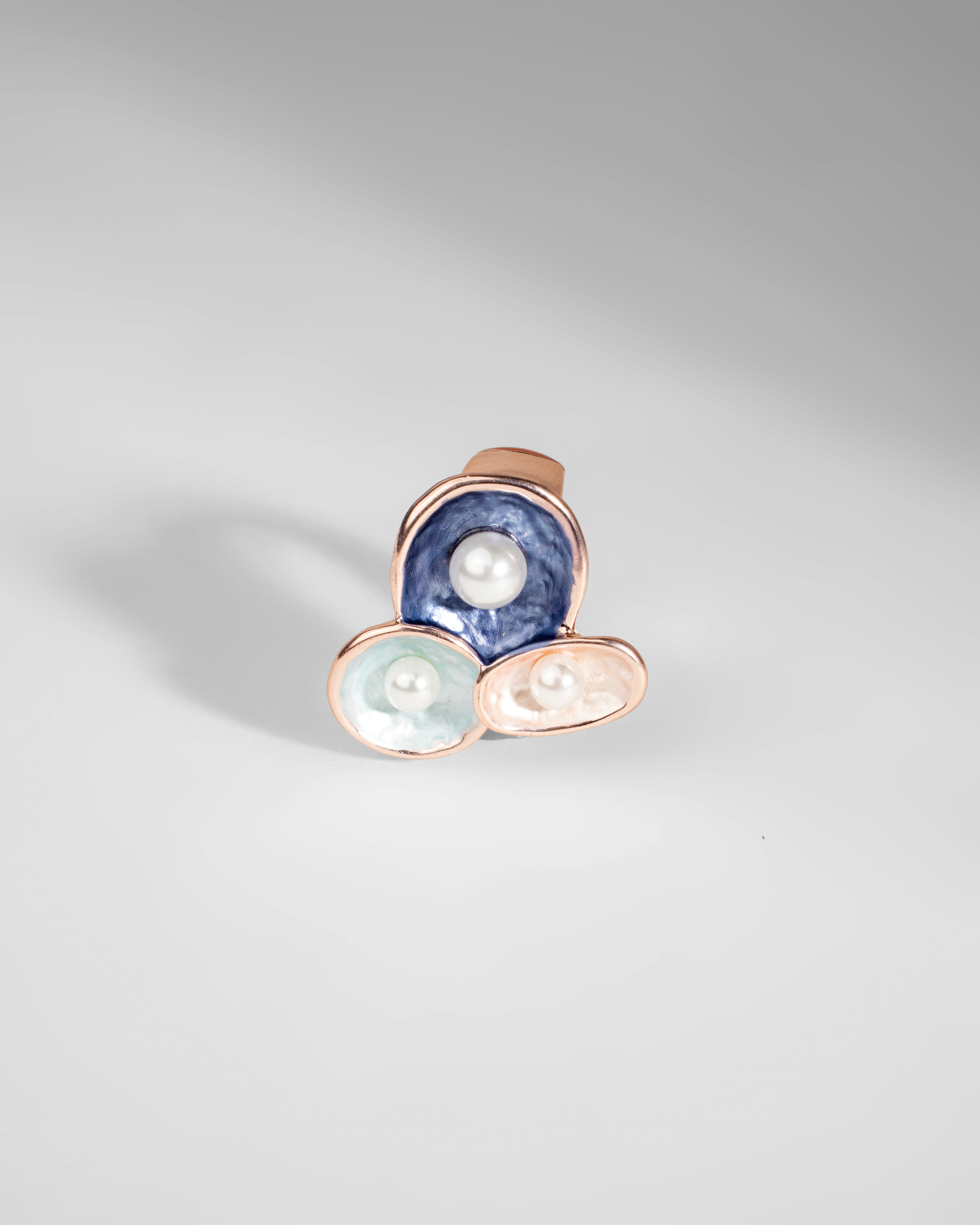 Elegant Triple Pearl Enamel Ring
