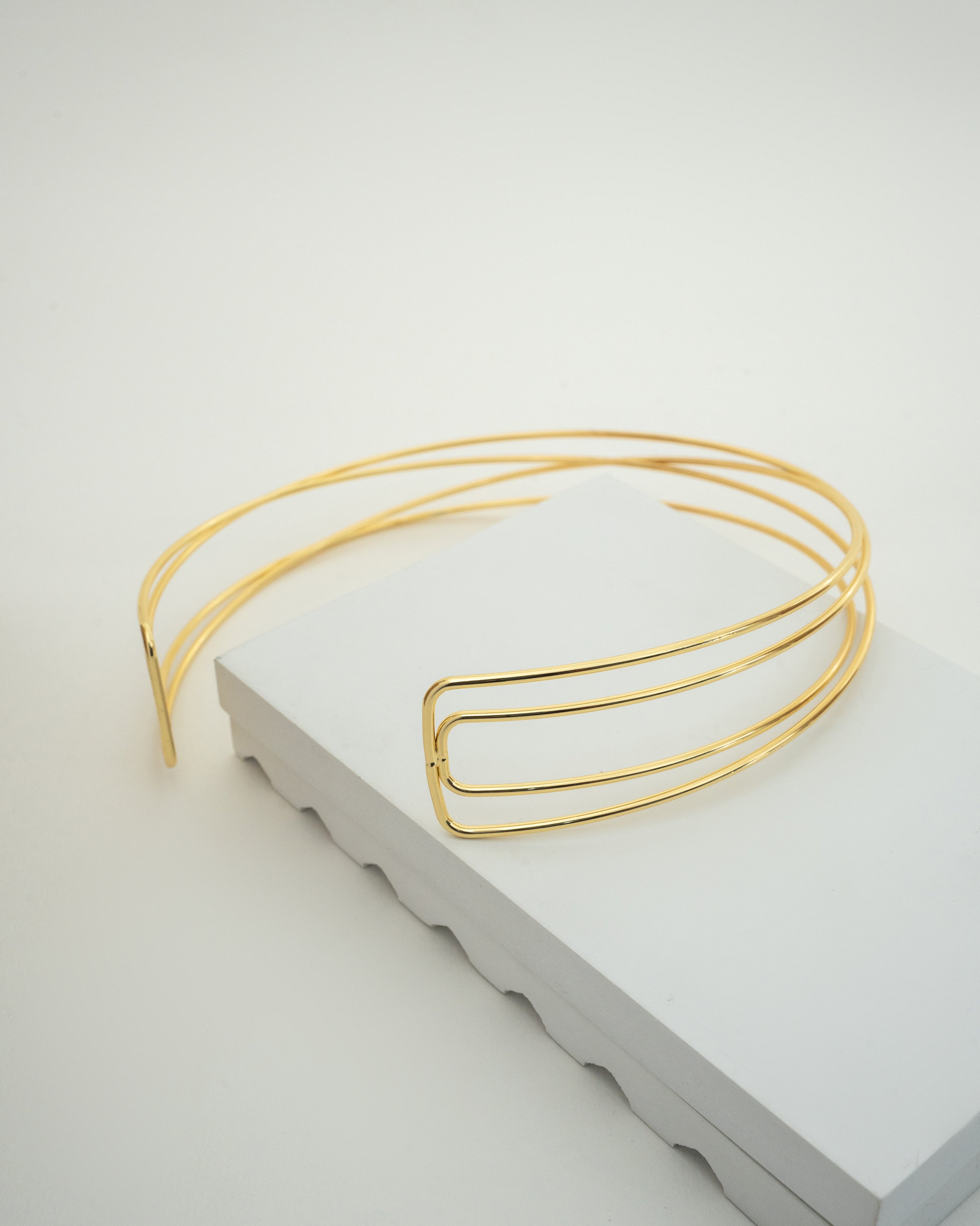 Elegant Gold Open Cuff Necklace