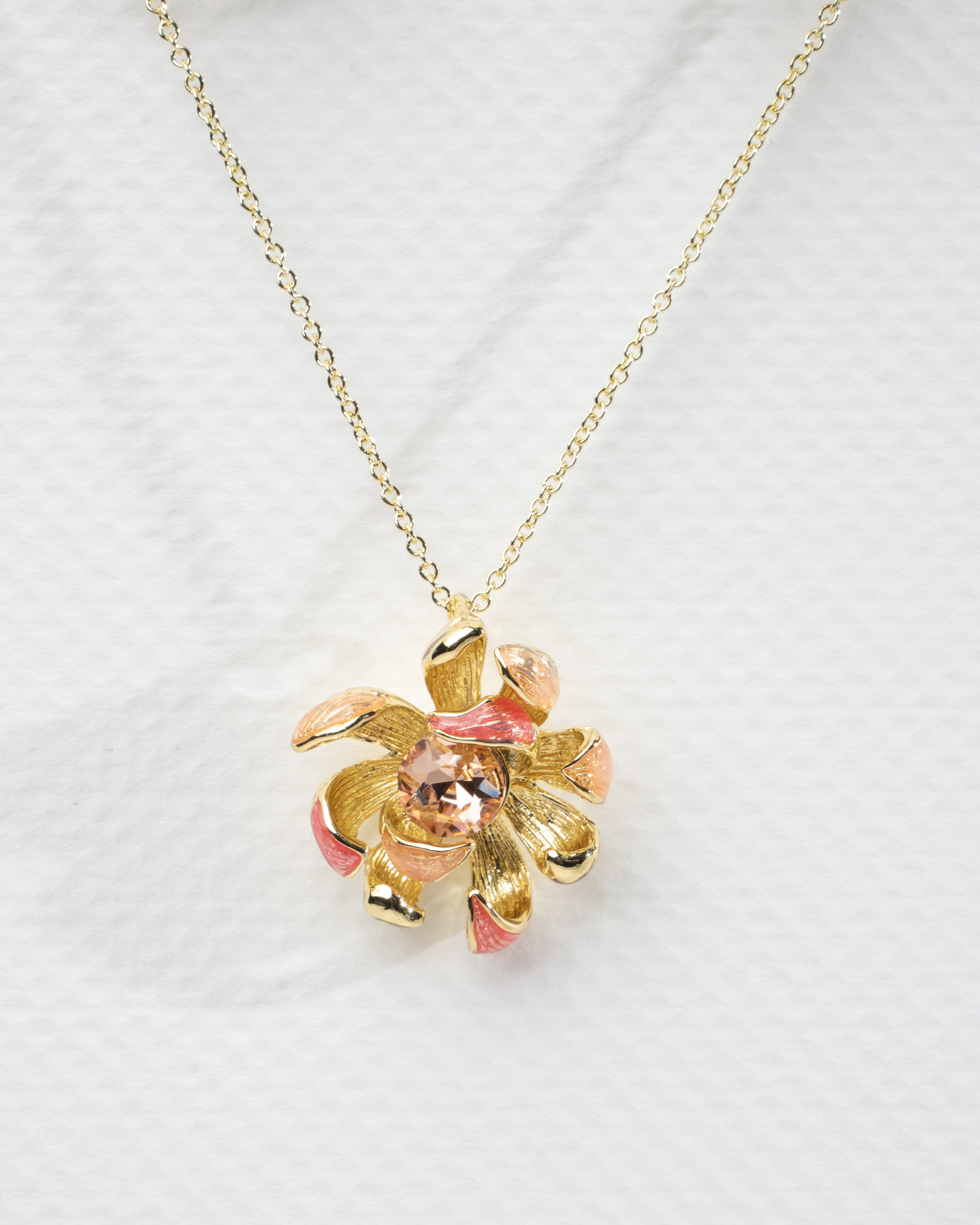 Exquisite Floral Gold-Plated Jewelry Set with Crystal Accents