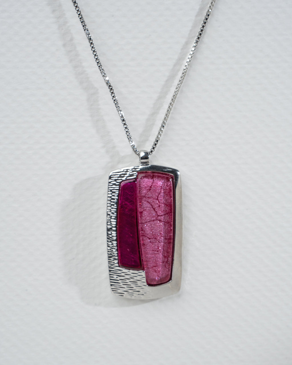 Elegant Pink Glass Textured Necklace and Earring Set