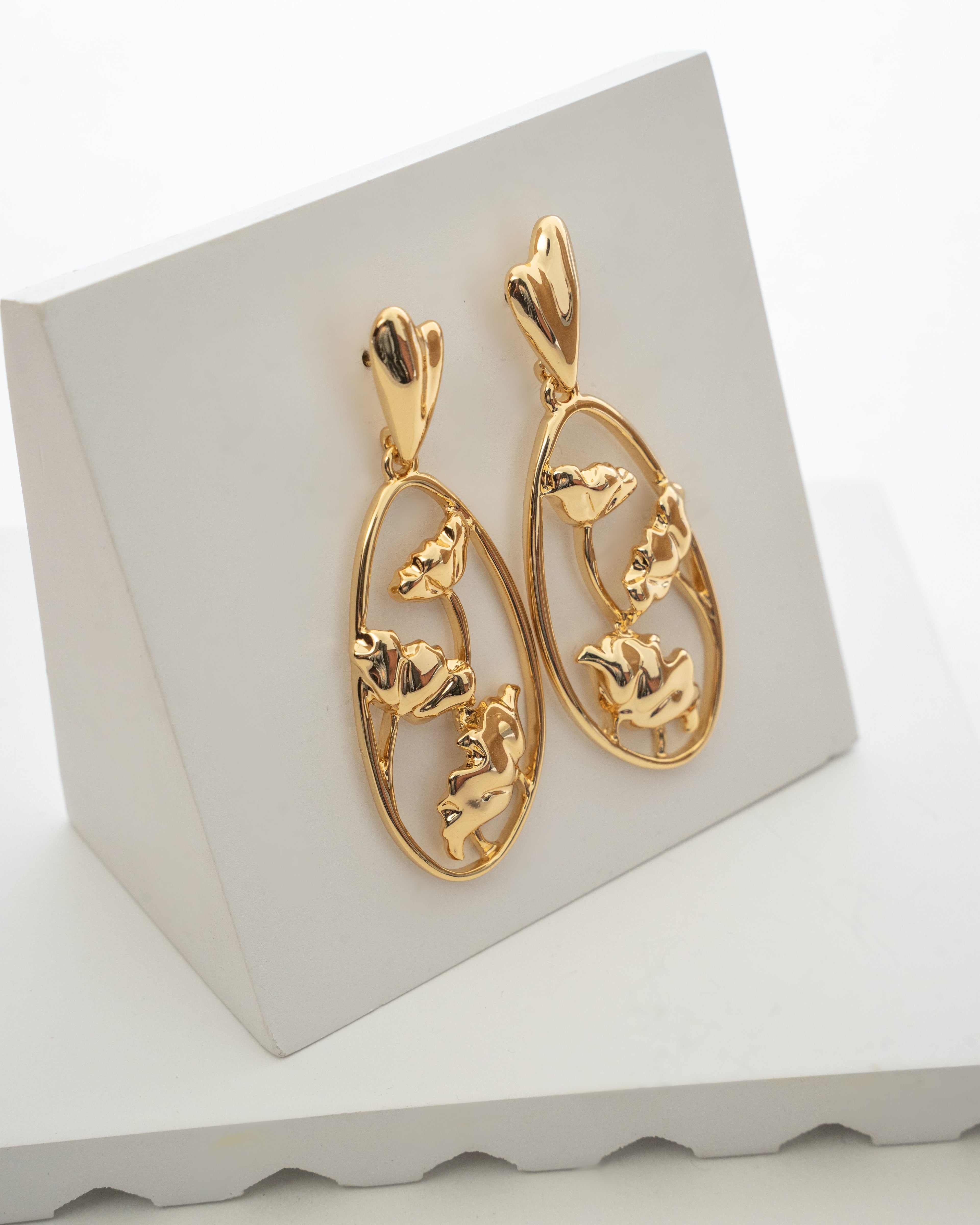 Elegant Gold Floral Drop Earrings