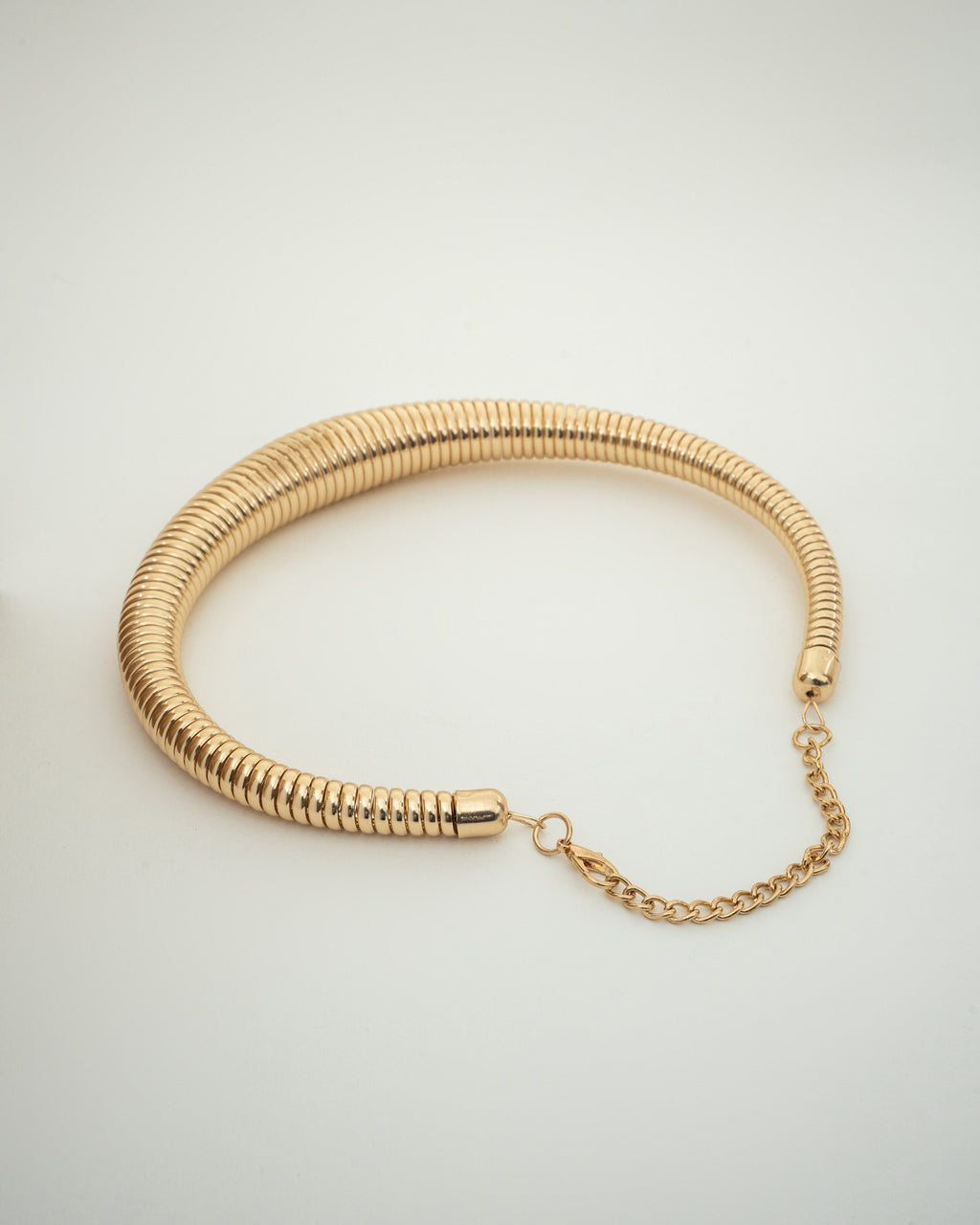 Elegant Gold-Tone Coil Design Choker Necklace