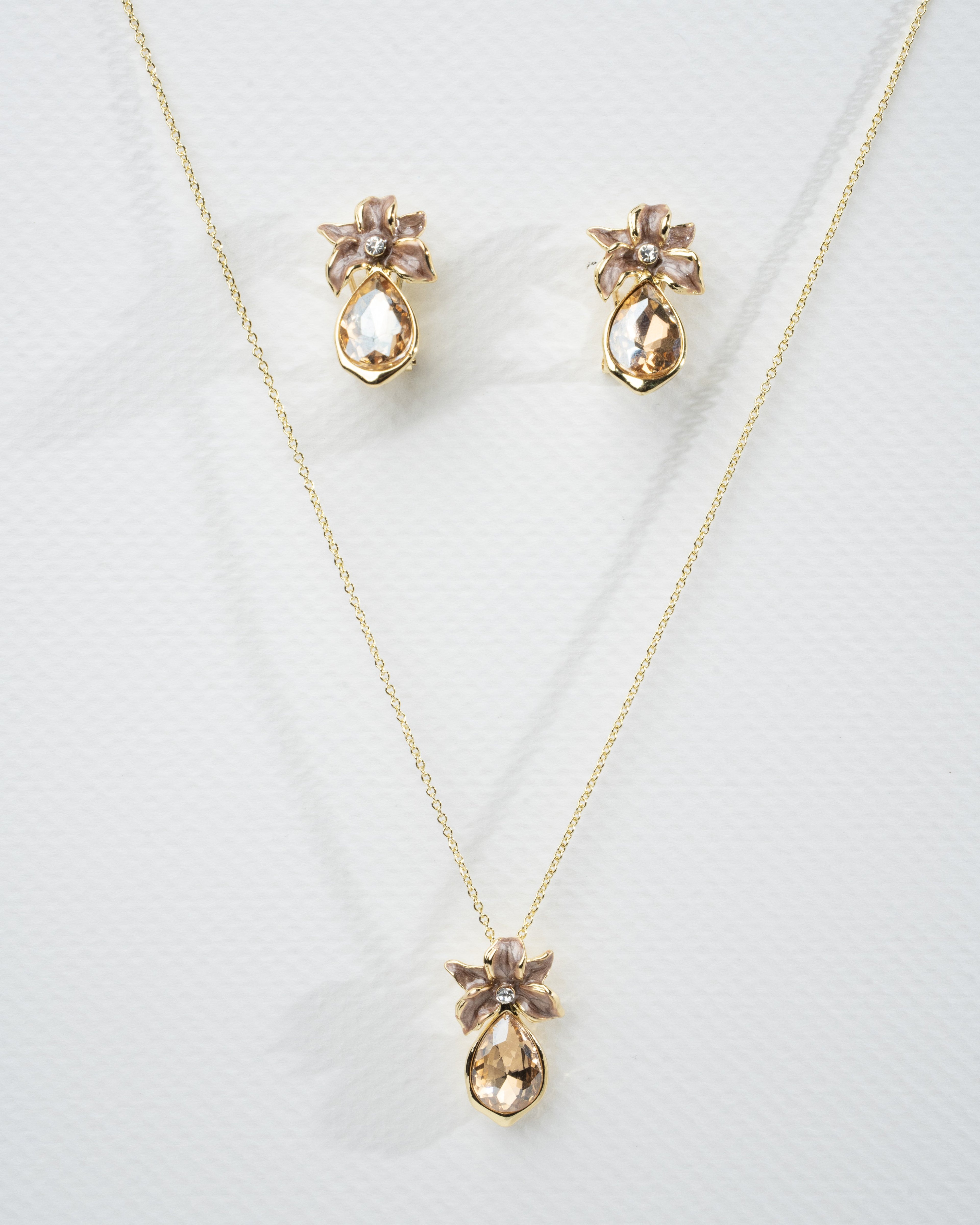 Elegant Floral Gold Necklace and Earring Set with Crystals