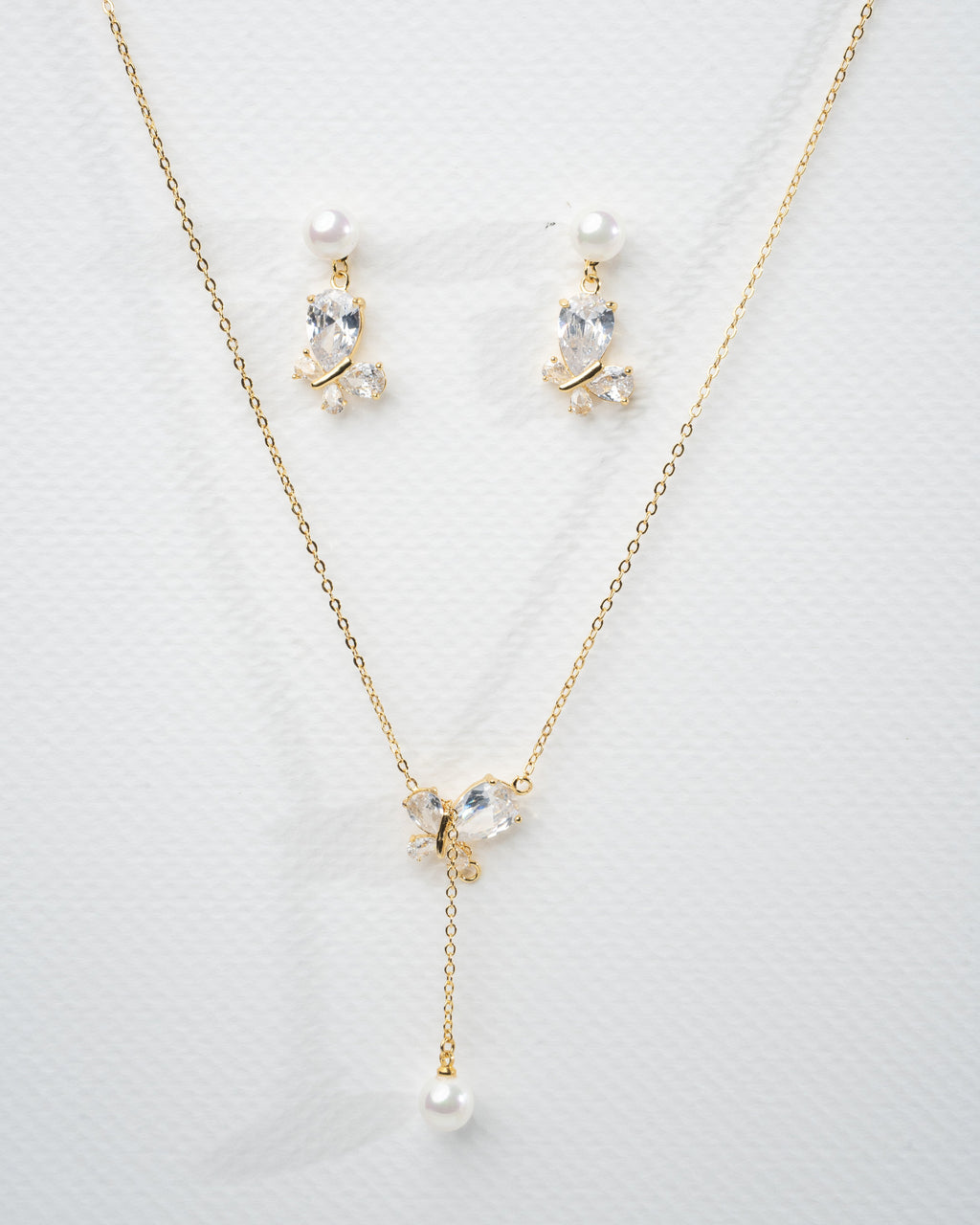 Elegant Pearl and Crystal Butterfly Jewelry Set