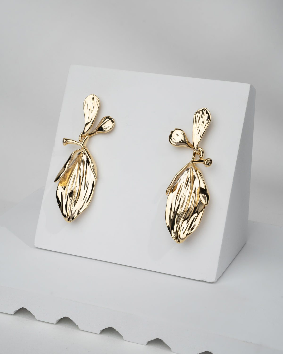 Elegant Gold Leaf-Inspired Drop Earrings
