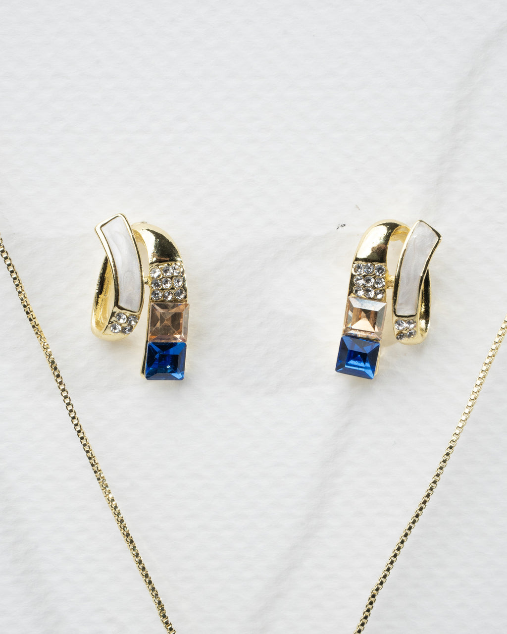 Elegant Blue Sapphire and Crystal Gold-Plated Jewelry Set