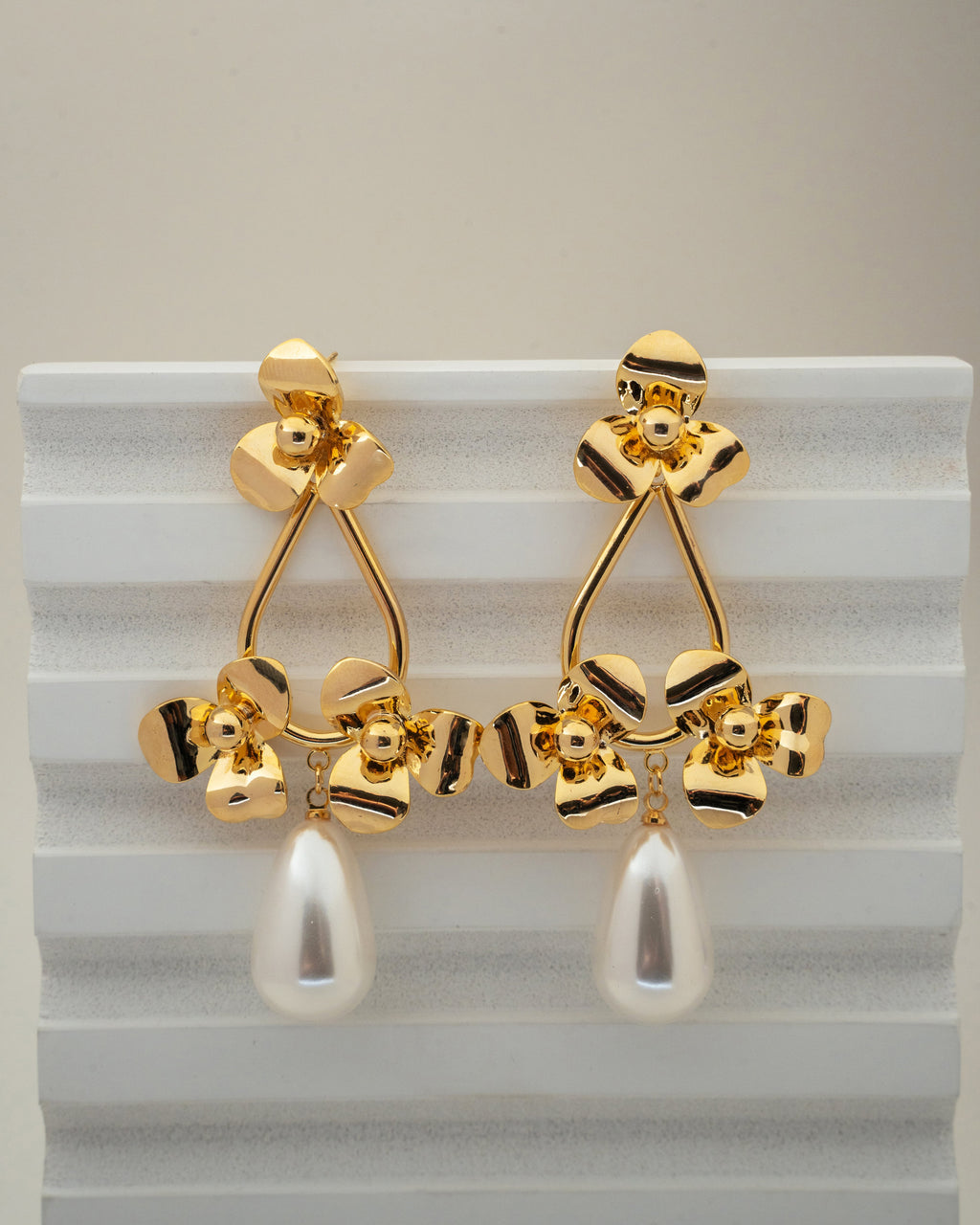 Elegant Gold Floral Pearl Drop Earrings