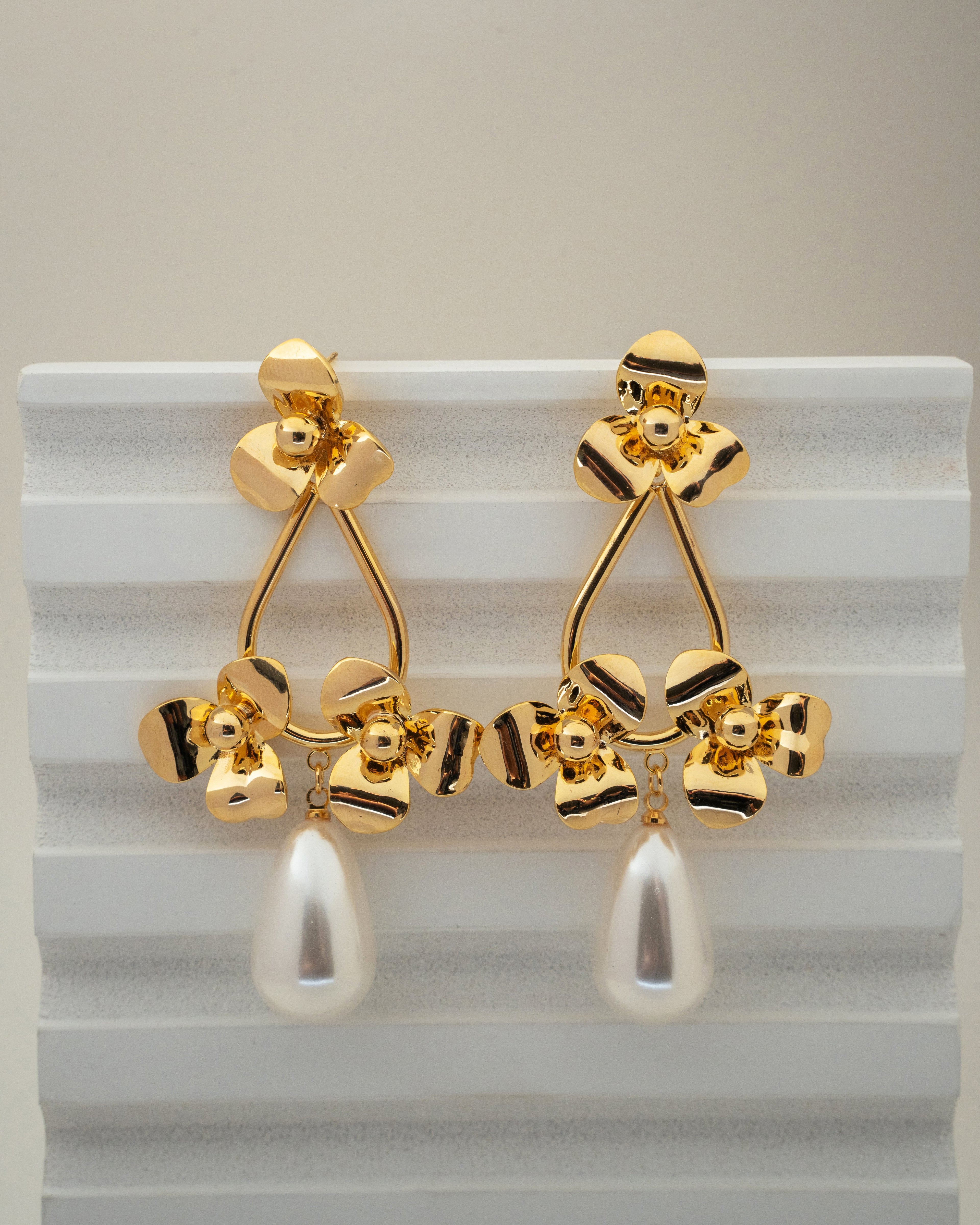 Elegant Gold Floral Pearl Drop Earrings