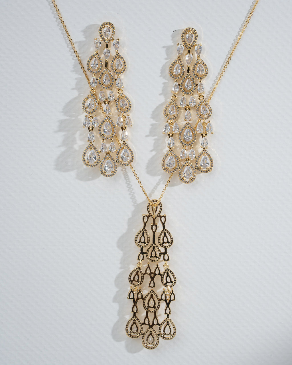 Elegant Gold Chandelier Jewelry Set with Pear-Cut Crystals