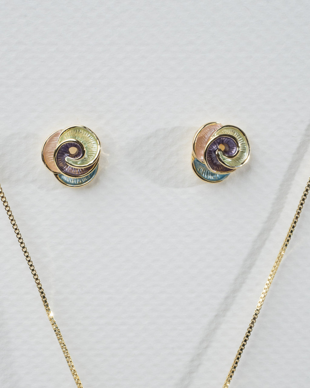 Elegant Multicolor Spiral Necklace and Earring Set
