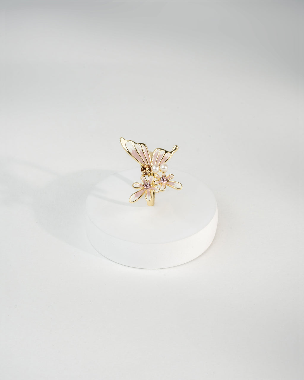 Elegant Blossom Gold-Plated Floral Brooch with Pearl Accents