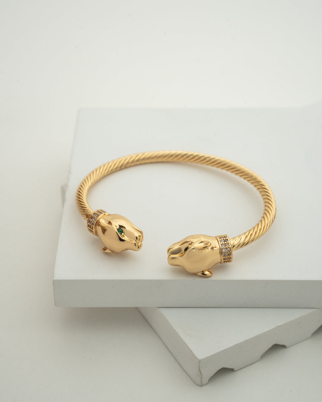 Exquisite Gold Panther Head Cuff Bracelet