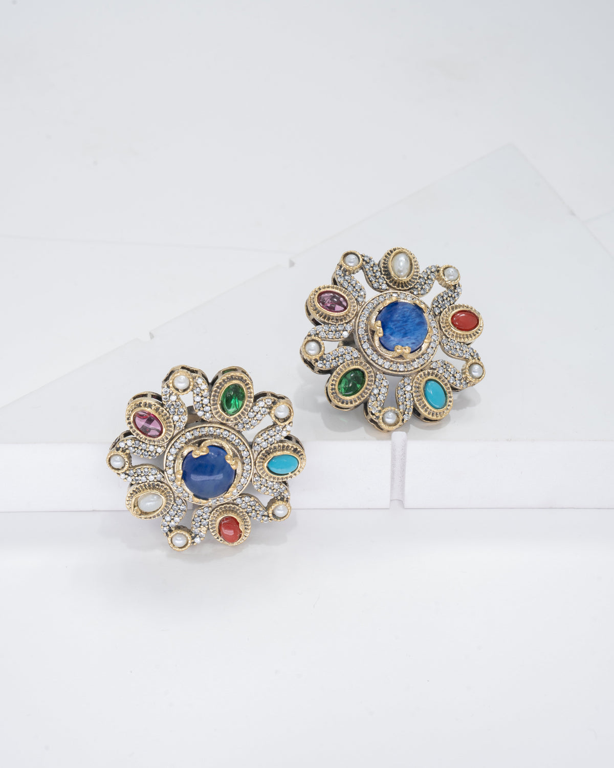 Exquisite Multicolor Gemstone Floral