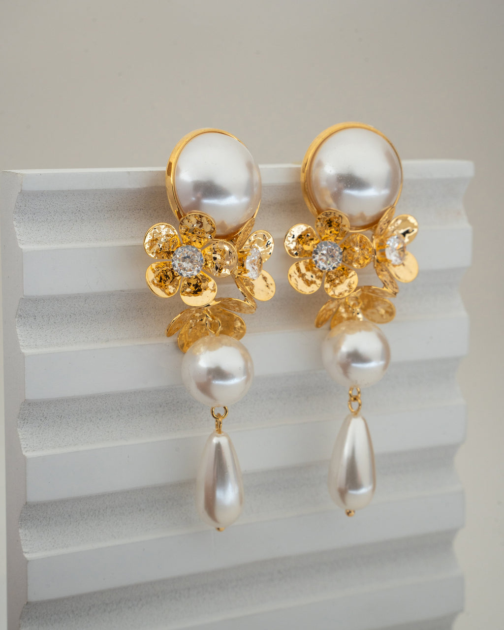 Elegant Pearl and Gold Dangle Earrings