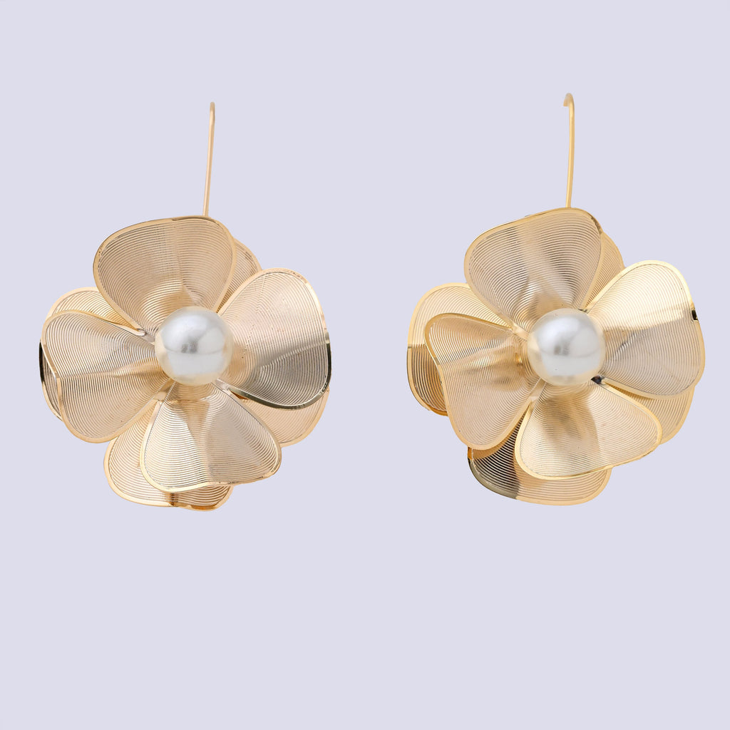 Elegant Gold Floral Pearl Earrings