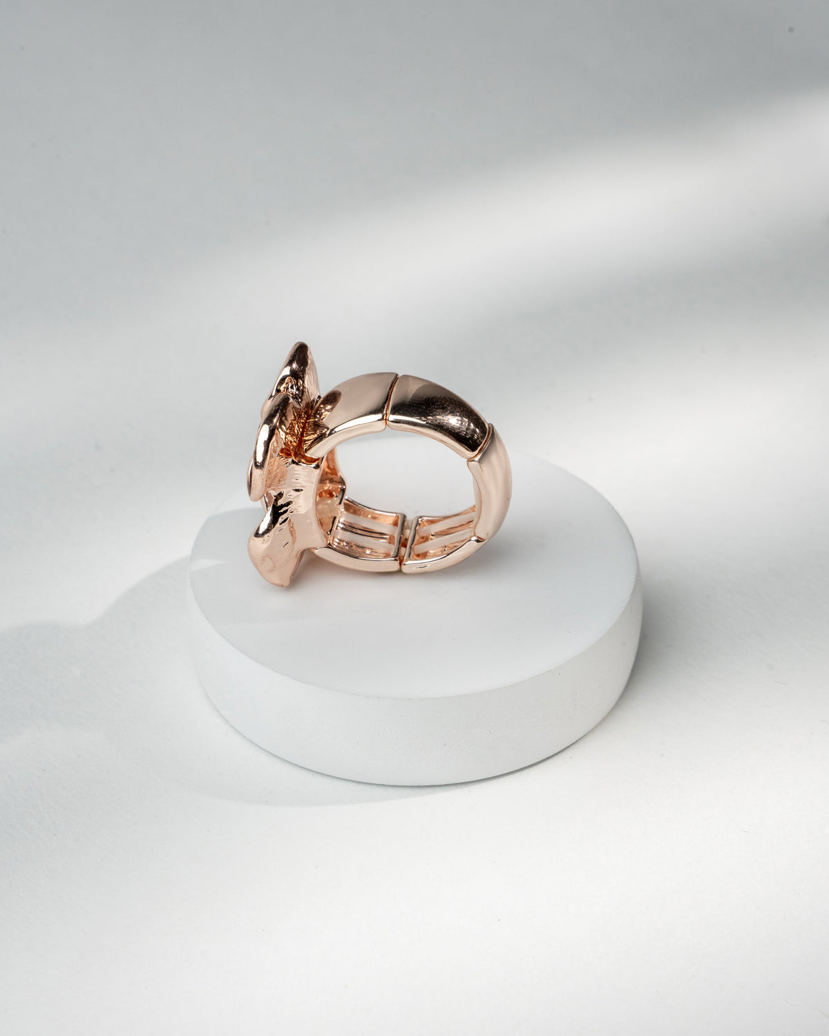 Elegant Rose Gold Floral Statement Ring