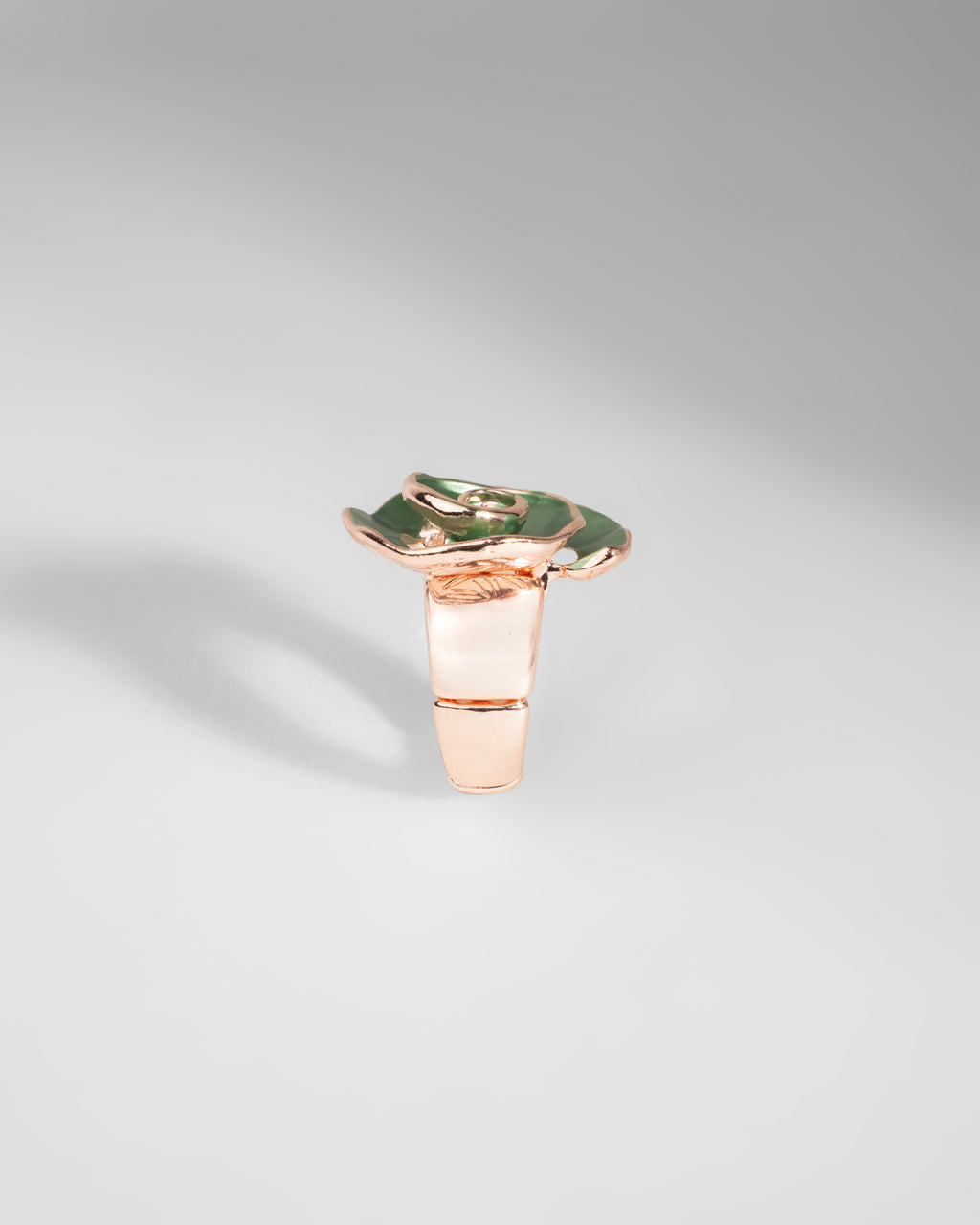 Elegant Green Swirl Ceramic Ring
