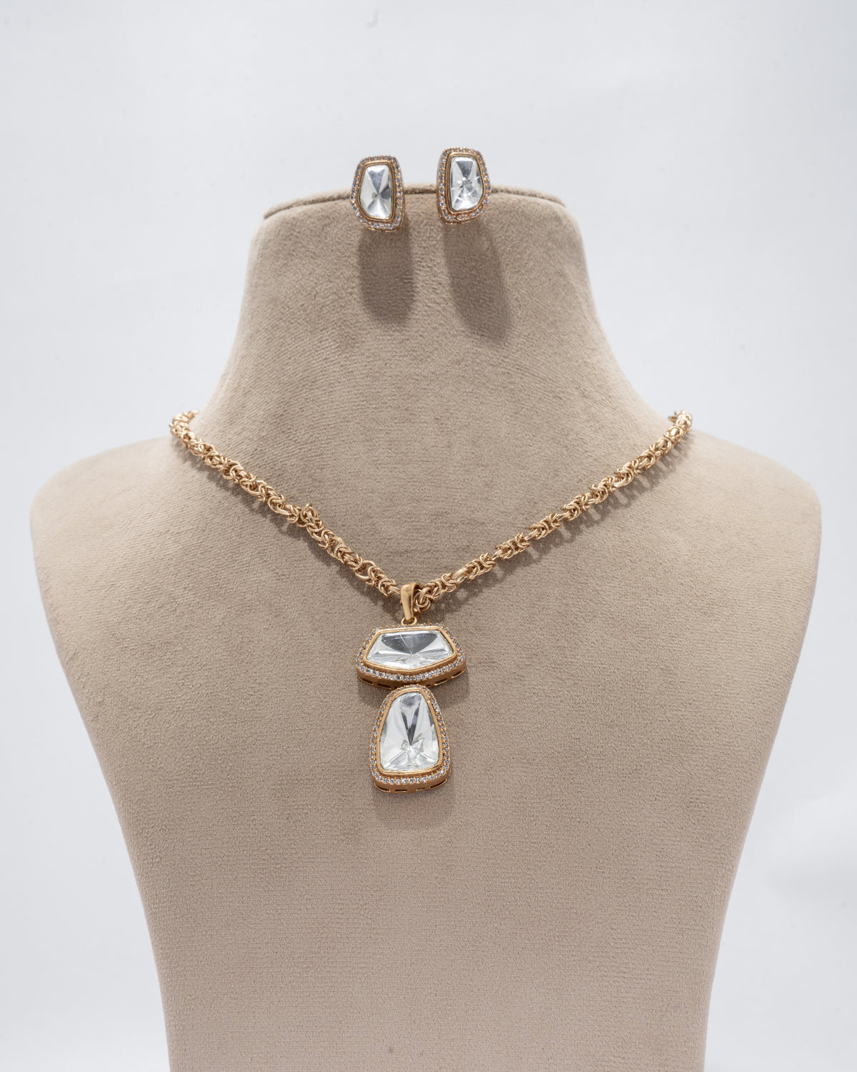 Elegant Gold-Plated Necklace and Earring Set with Clear Crystal Accents