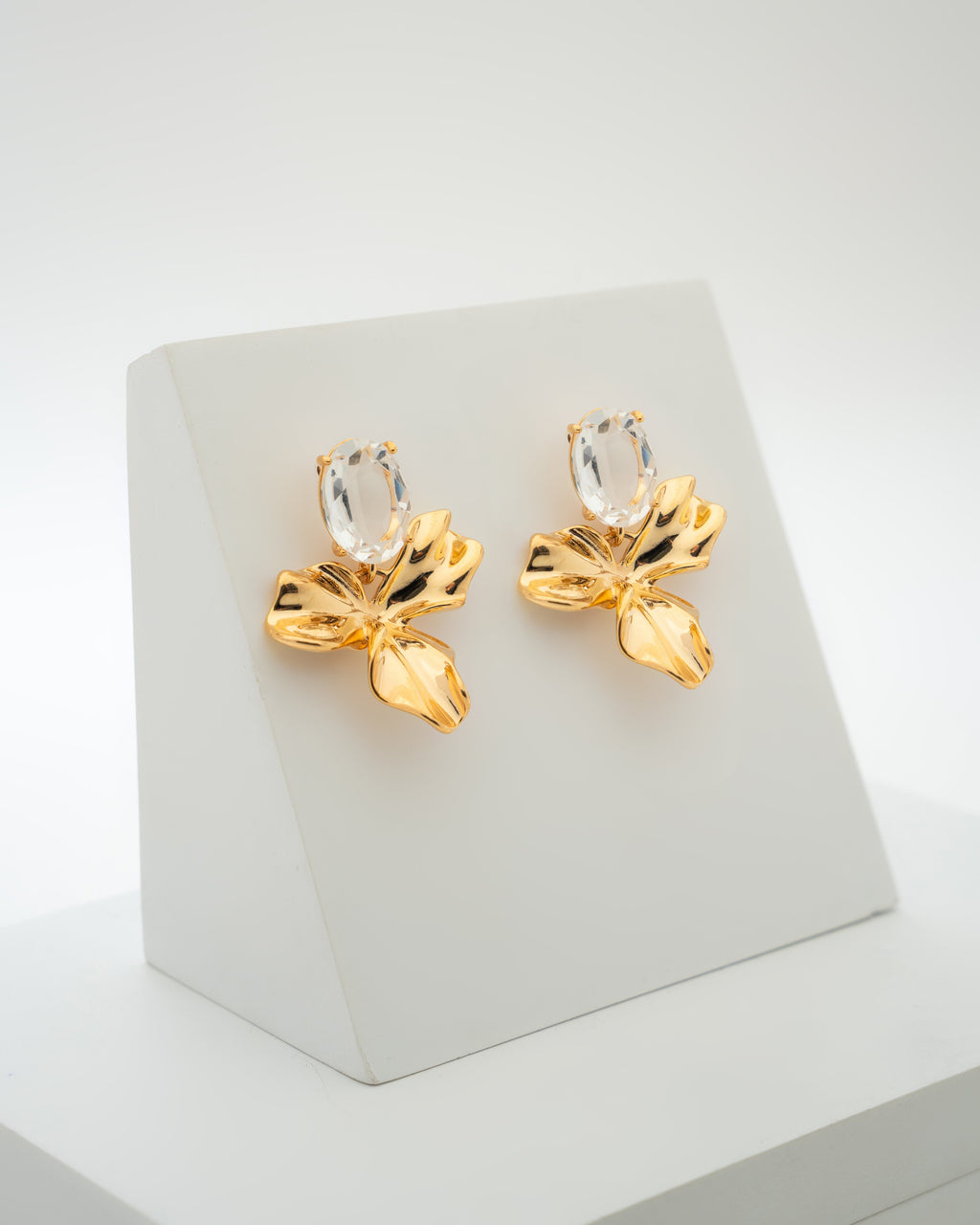 Elegant Gold Leaf and Crystal Drop Earrings