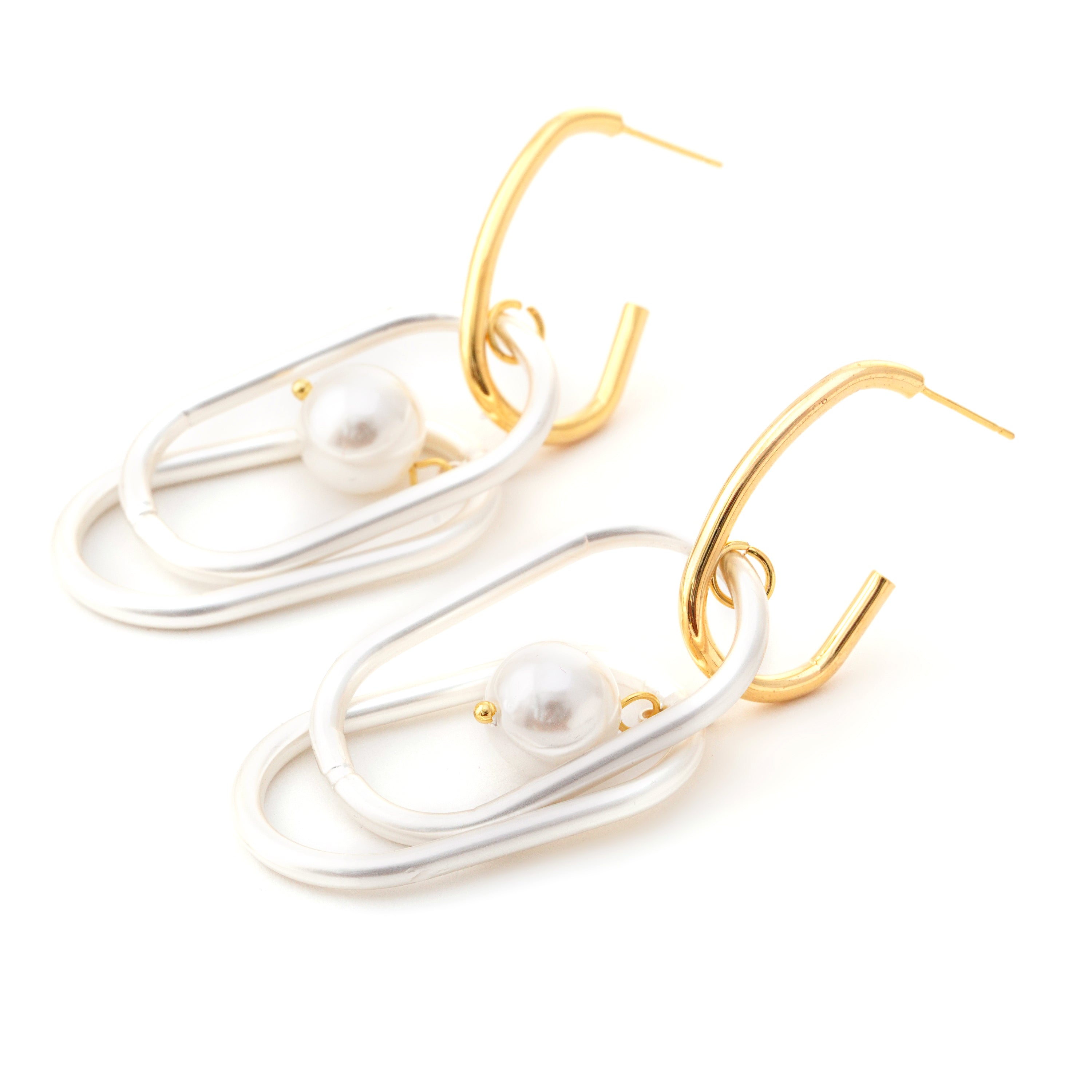 Dual-Tone Pearl Orbit Earrings