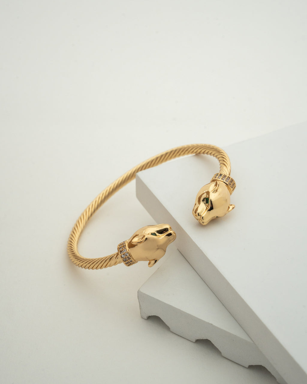 Exquisite Gold Panther Head Cuff Bracelet