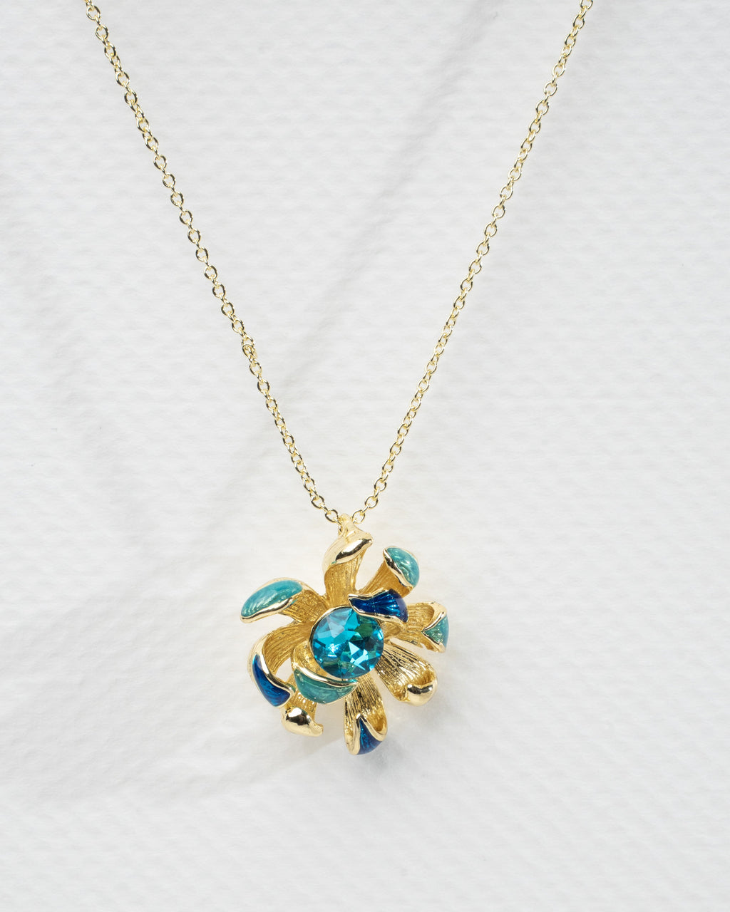 Exquisite Blue Floral Pendant and Earring Set