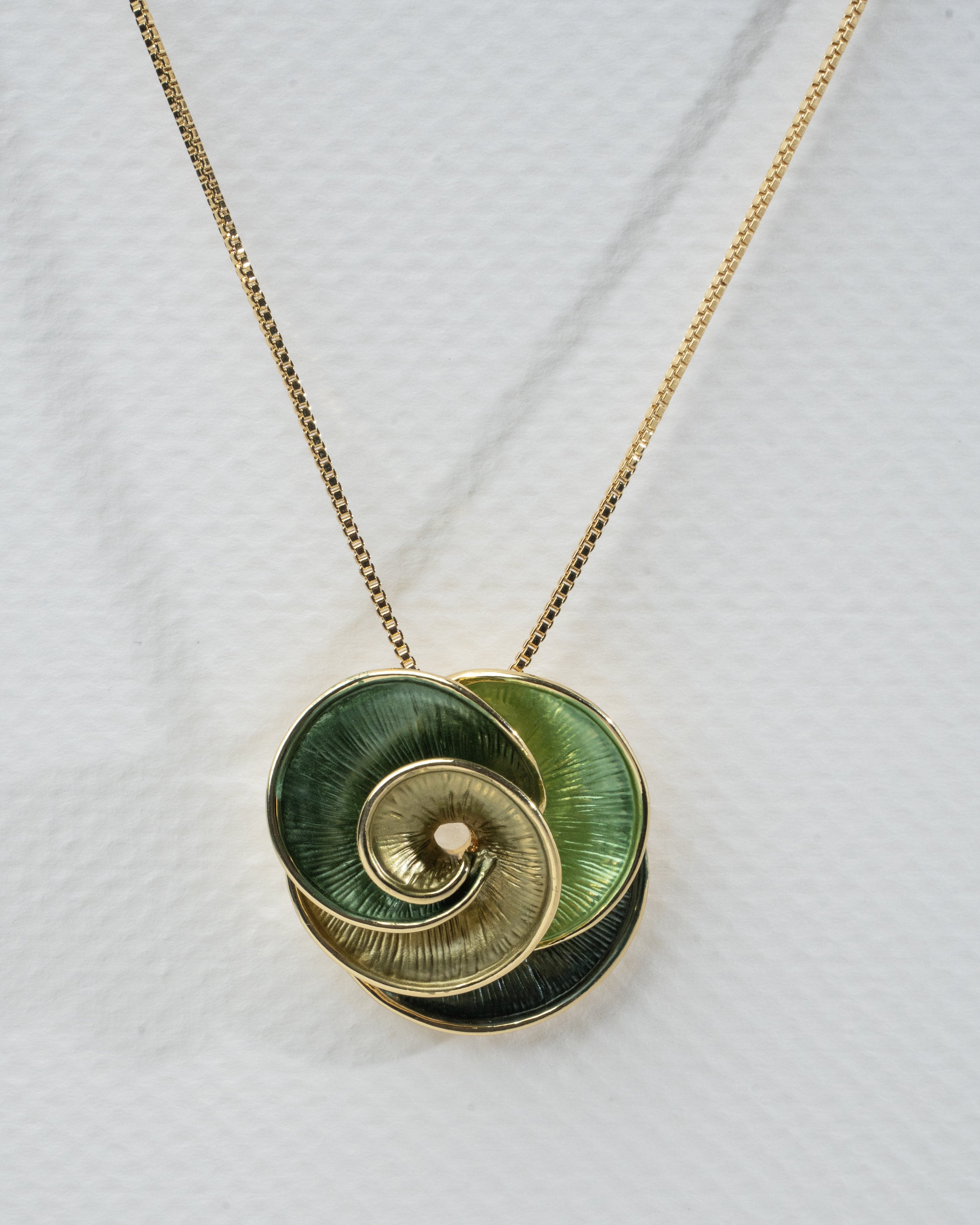 Elegant Spiral Green Enamel Jewelry Set - Necklace and Earrings