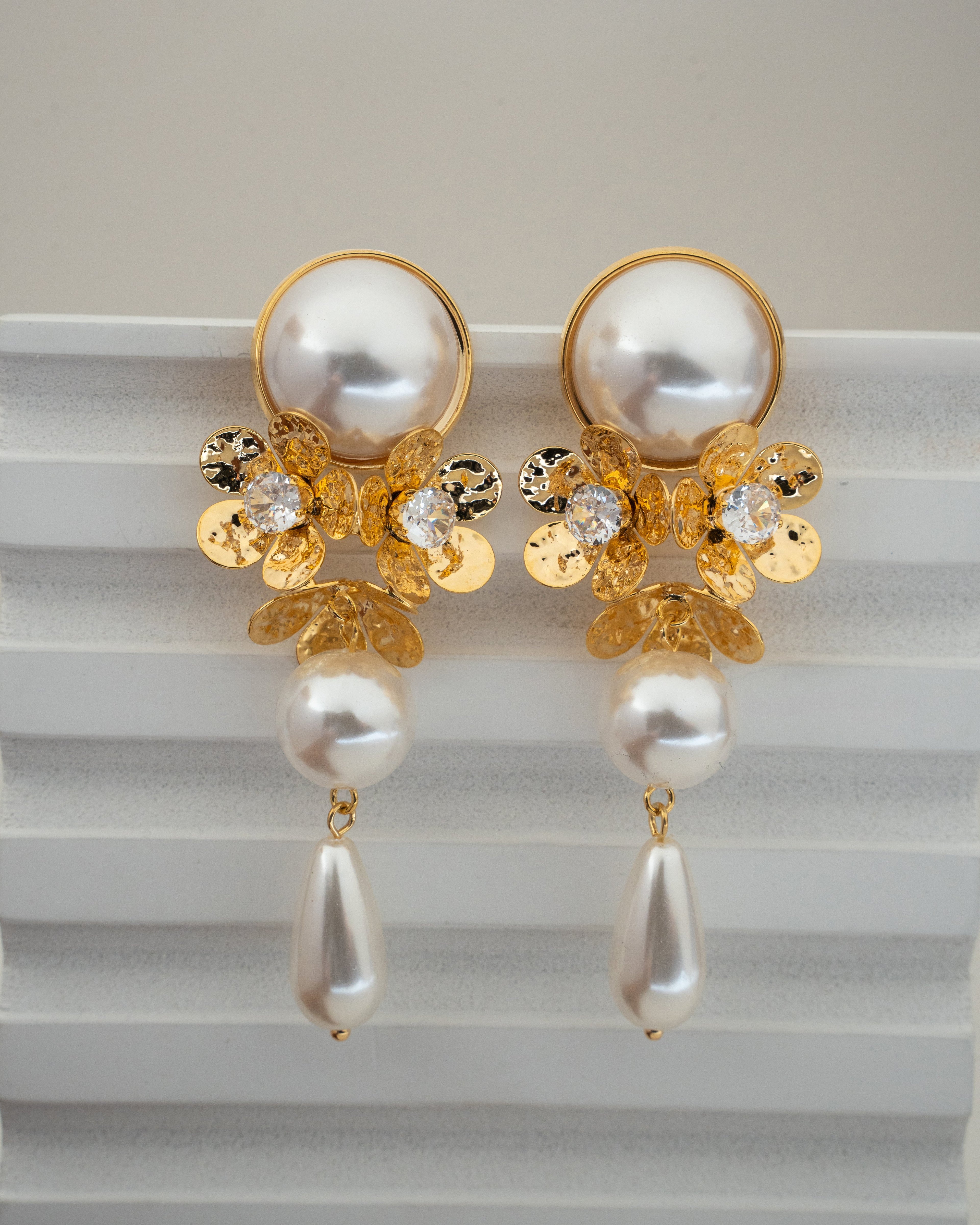 Elegant Pearl and Gold Dangle Earrings