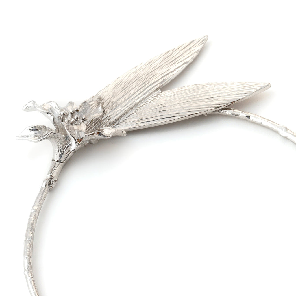 Elegant Silver Floral Leaf Nacklace