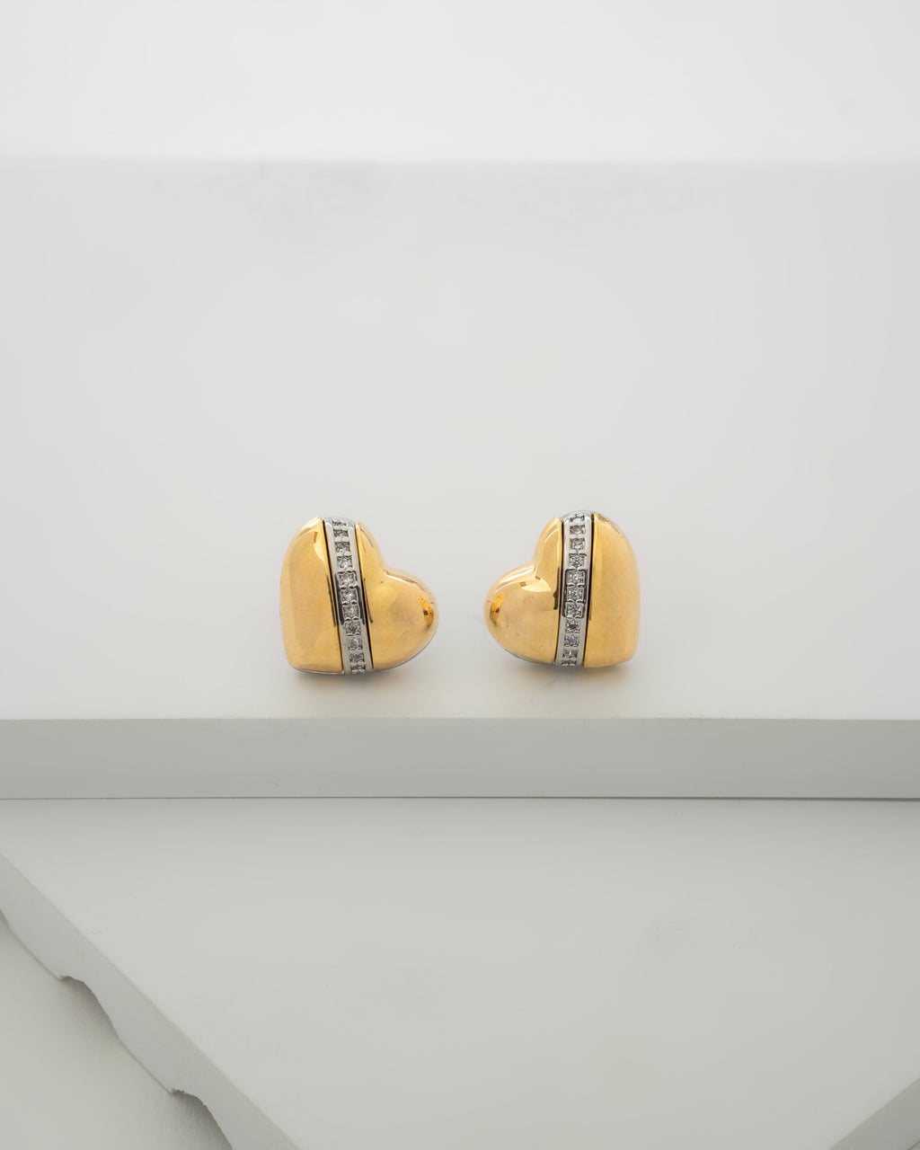 Elegant Gold Heart Stud Earrings with Diamond Accents