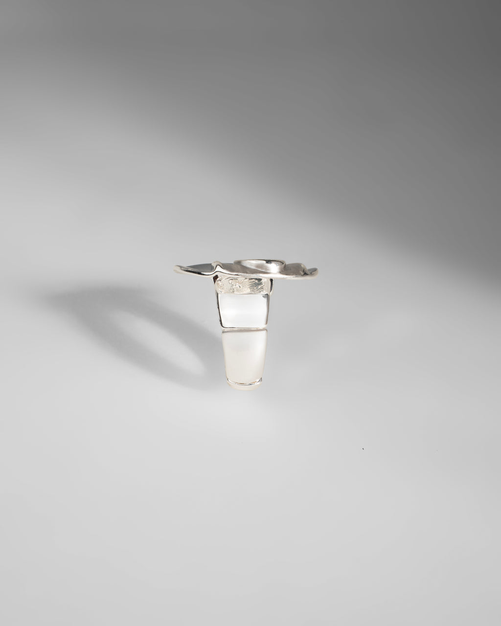 Sleek Silver-Etched Ring with Modern Design