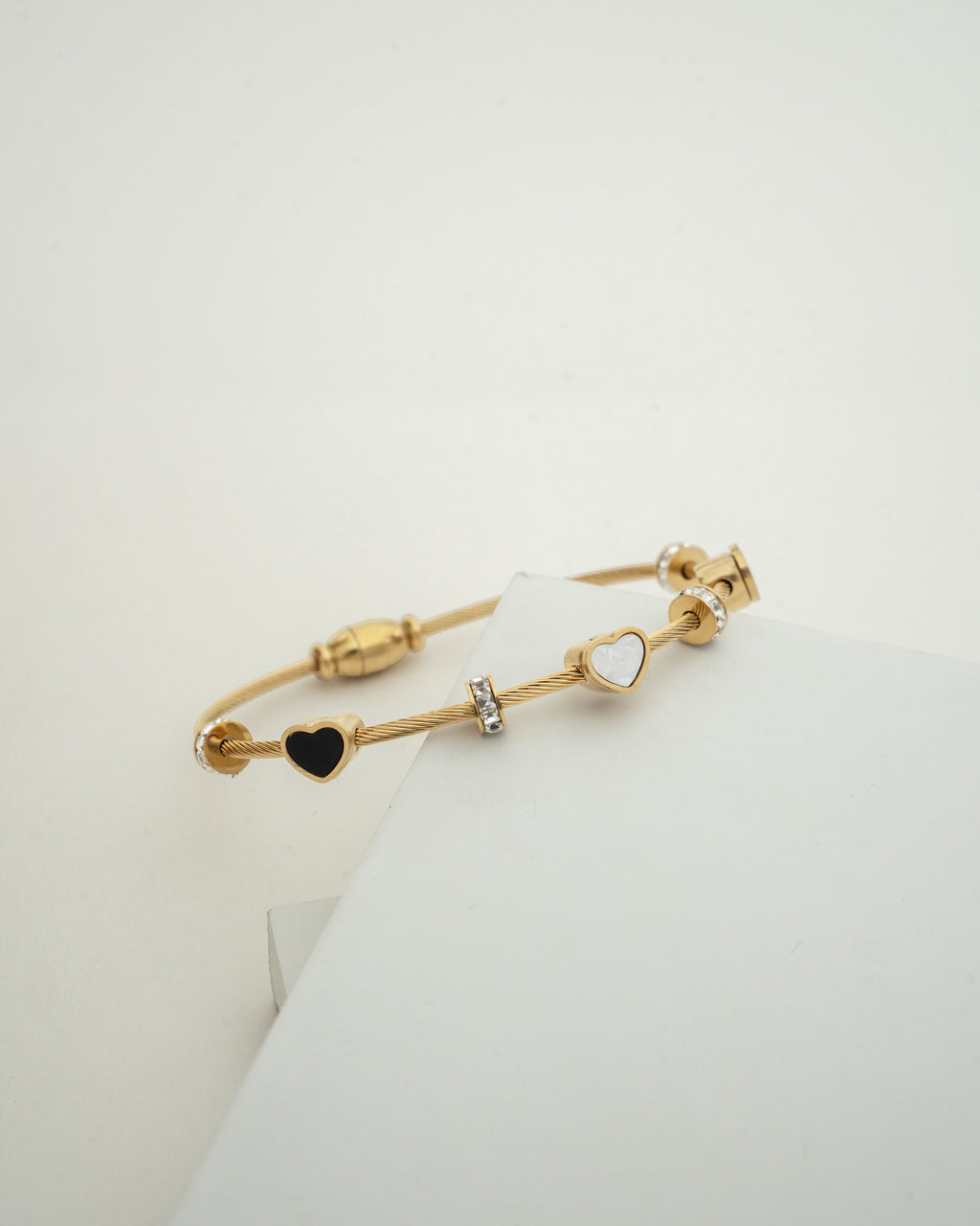 Elegant Heart Charm Gold Bracelet with Crystal Accents