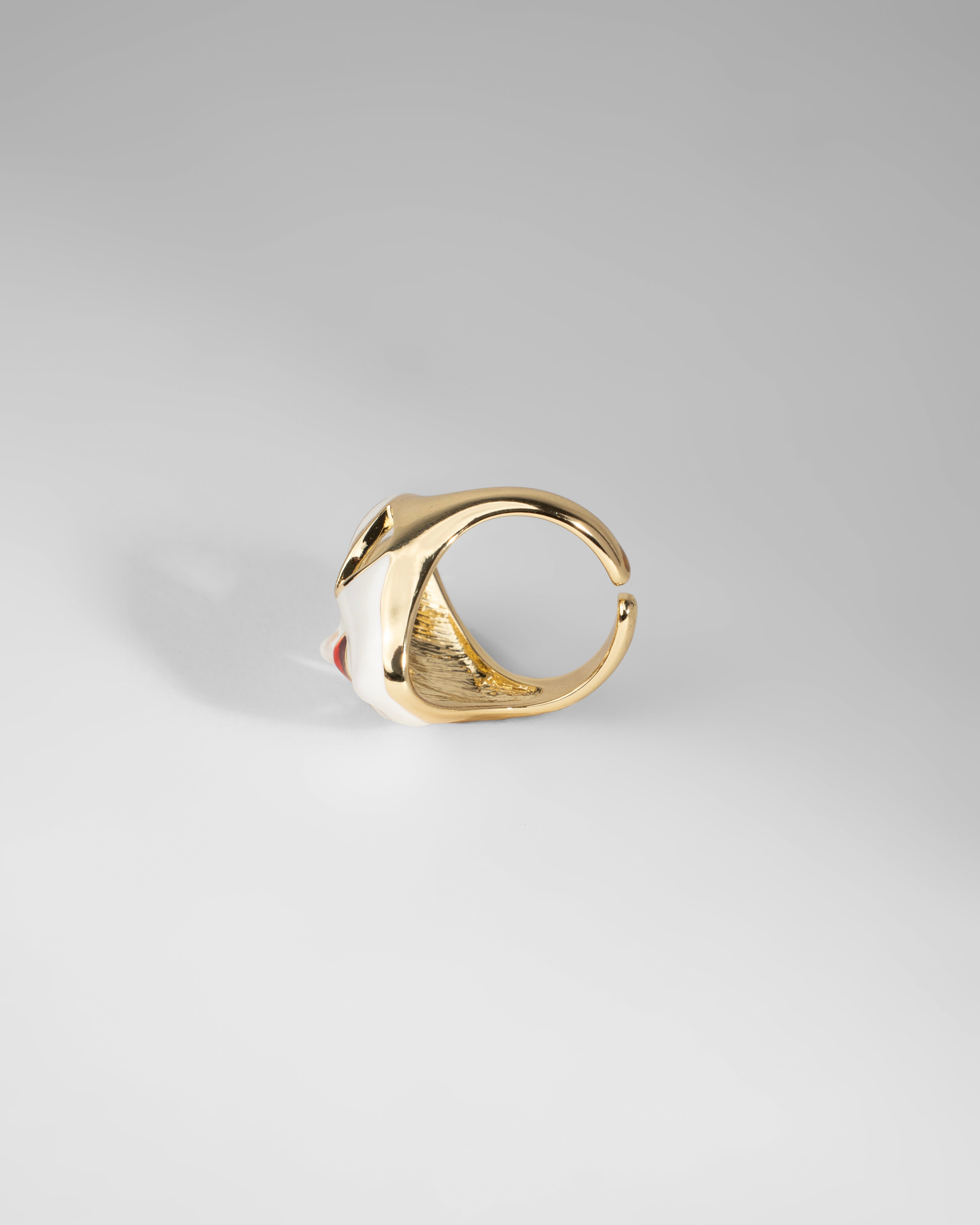 Elegant Venetian Style Mask Brooch with Gold Detailing