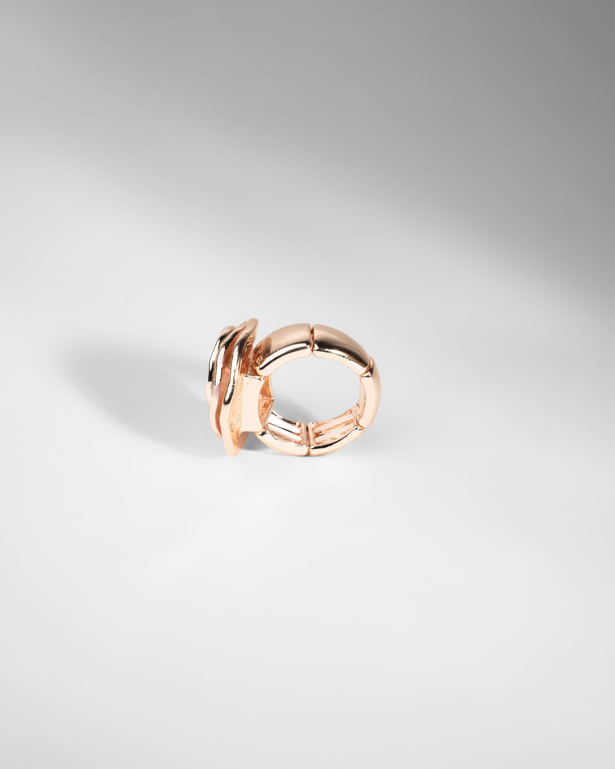 Elegant Rose Gold Band Ring