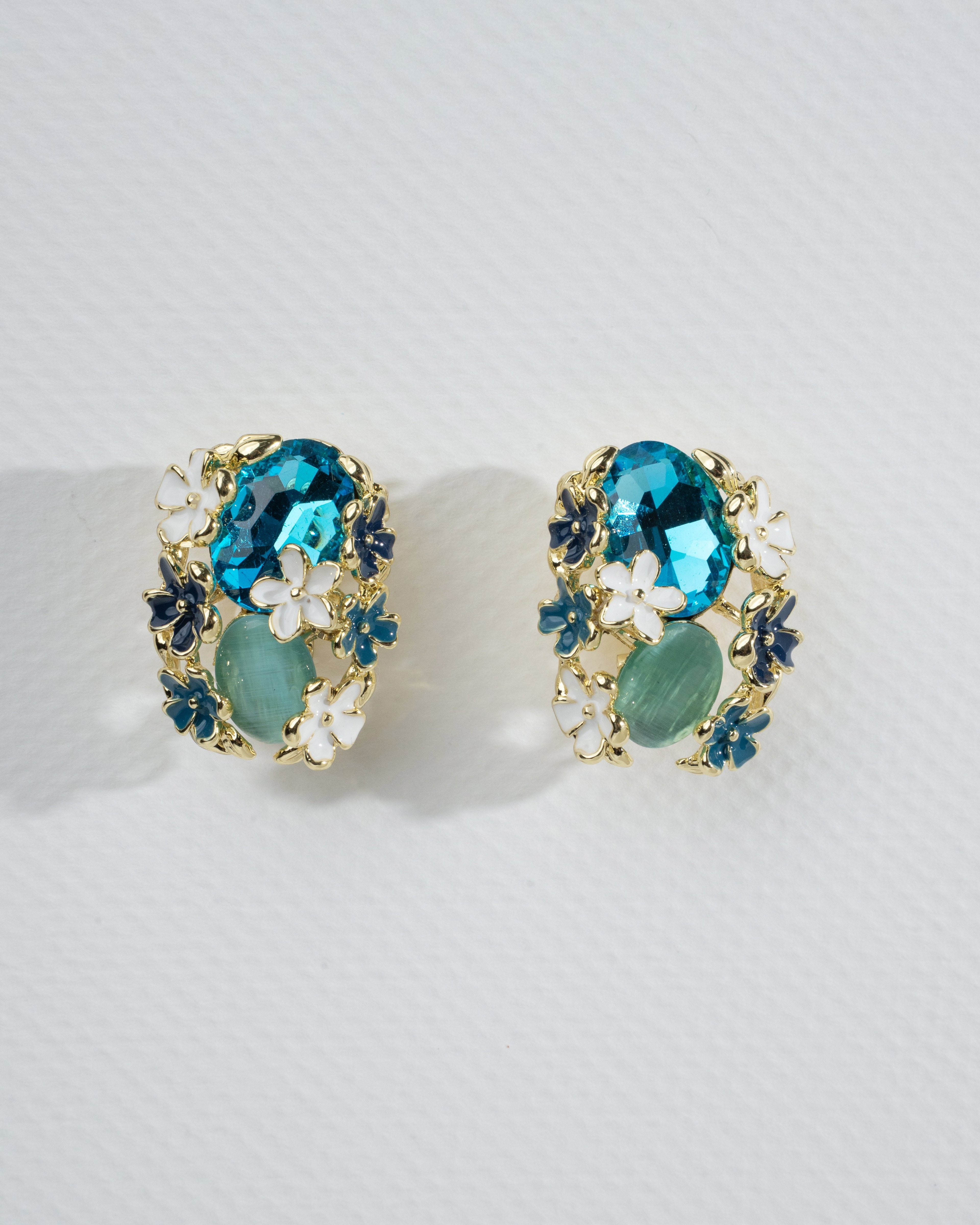 Elegant Teal Gemstone & Floral Set: Necklace and Earrings