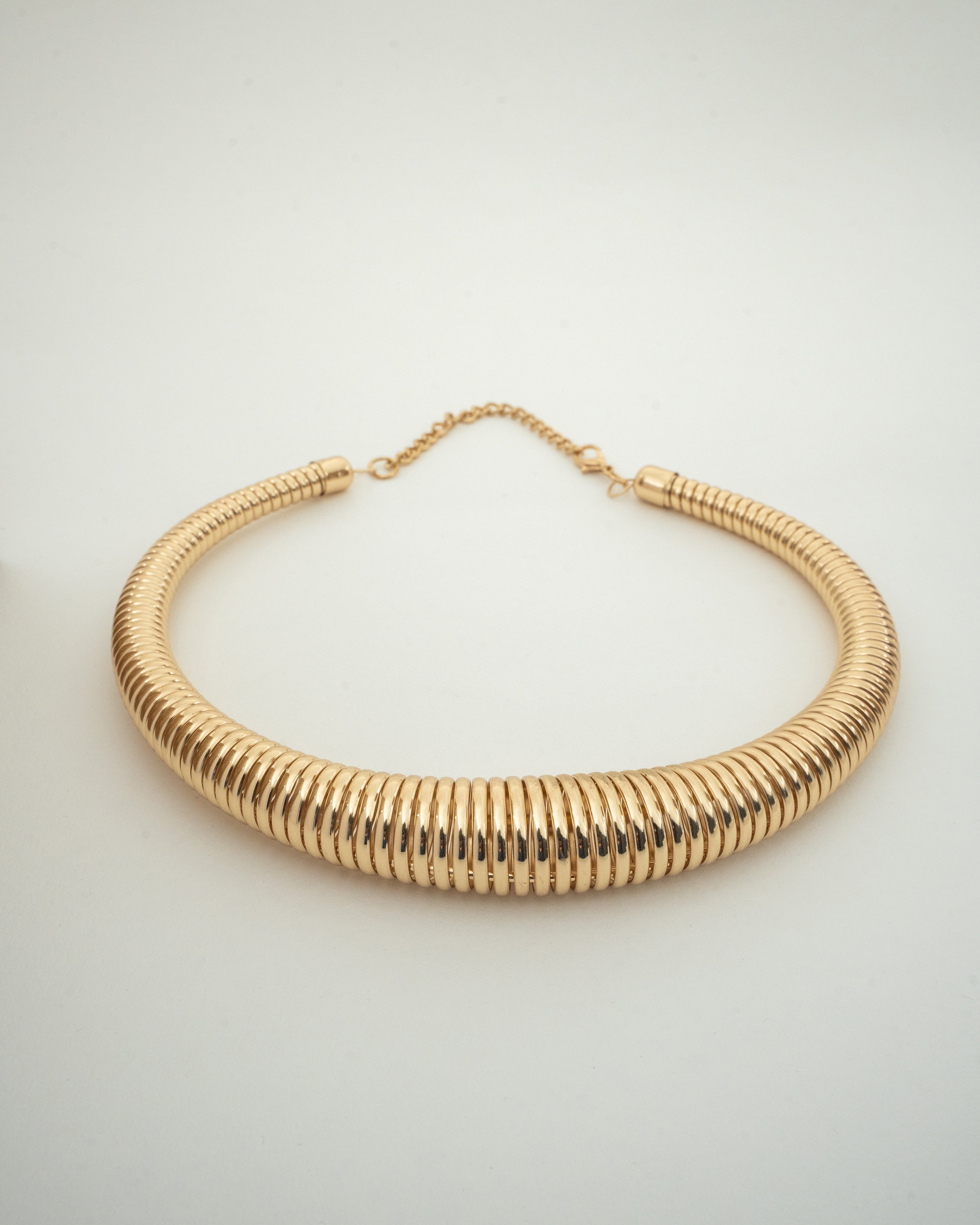 Elegant Gold-Tone Coil Design Choker Necklace