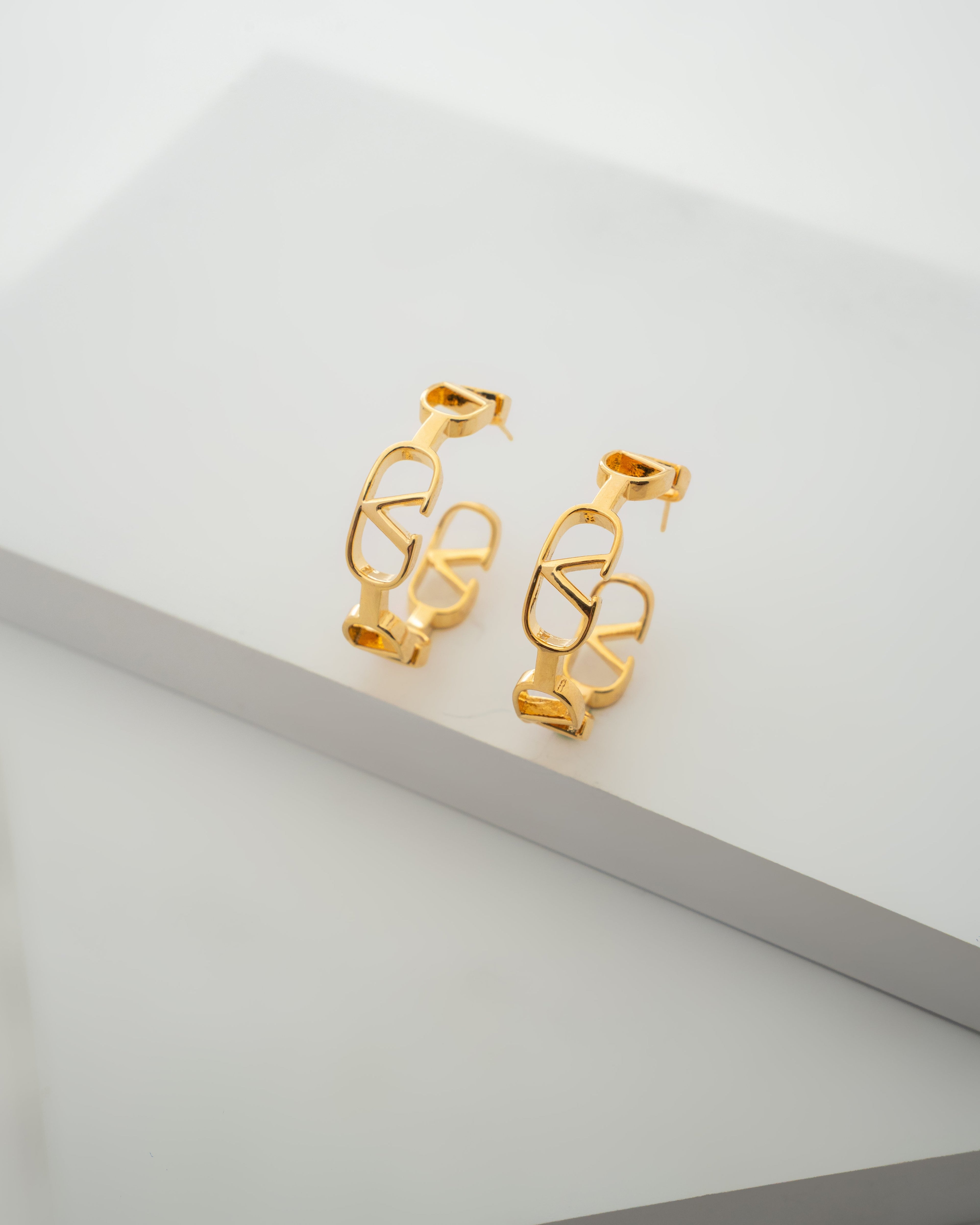 Elegant Gold-Plated Geometric Cufflinks