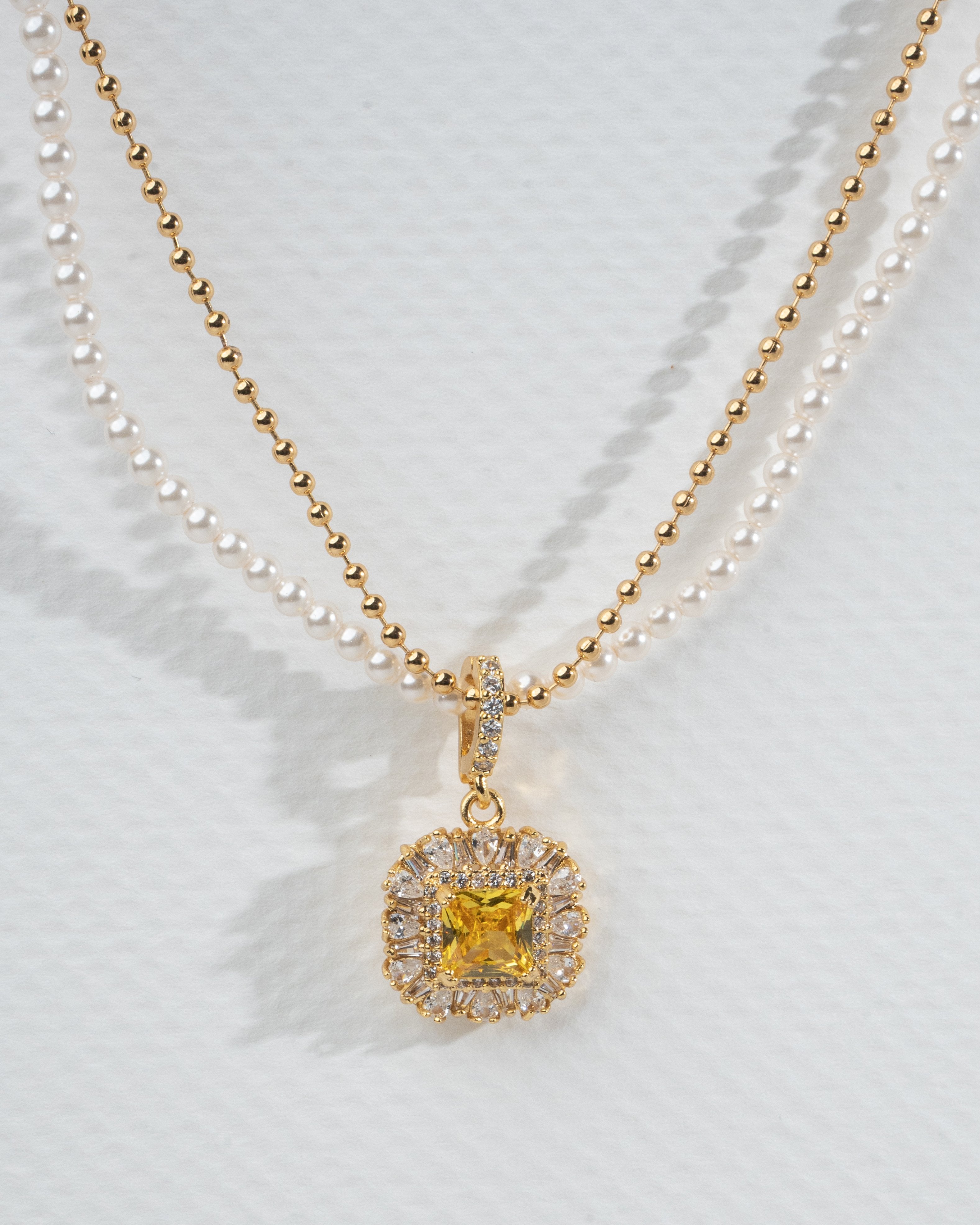 Exquisite Gold Sapphire and Pearl Necklace & Earring Set