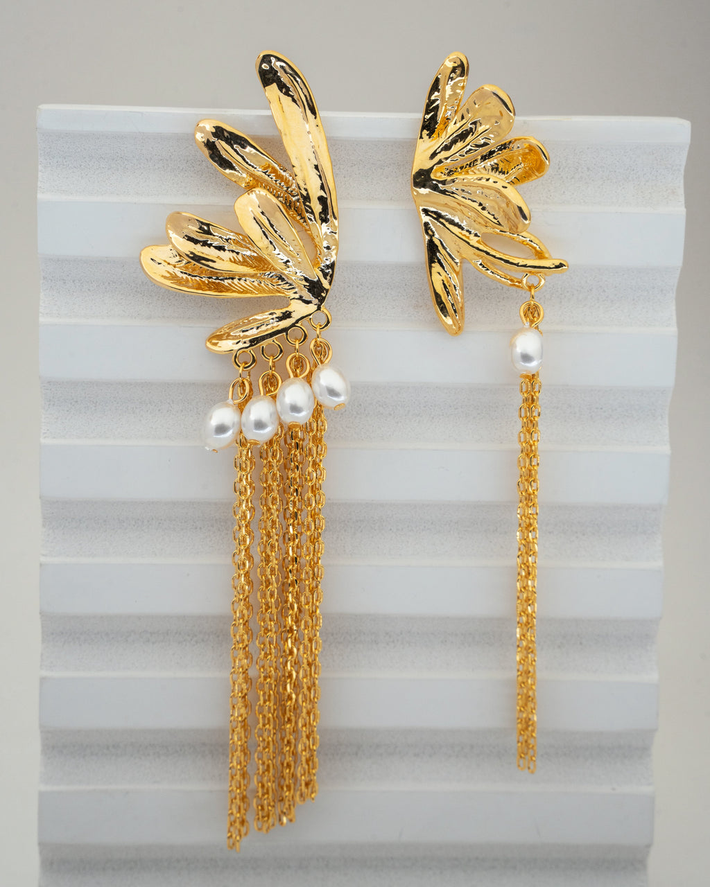Elegant Gold Floral Pearl Tassel Earrings