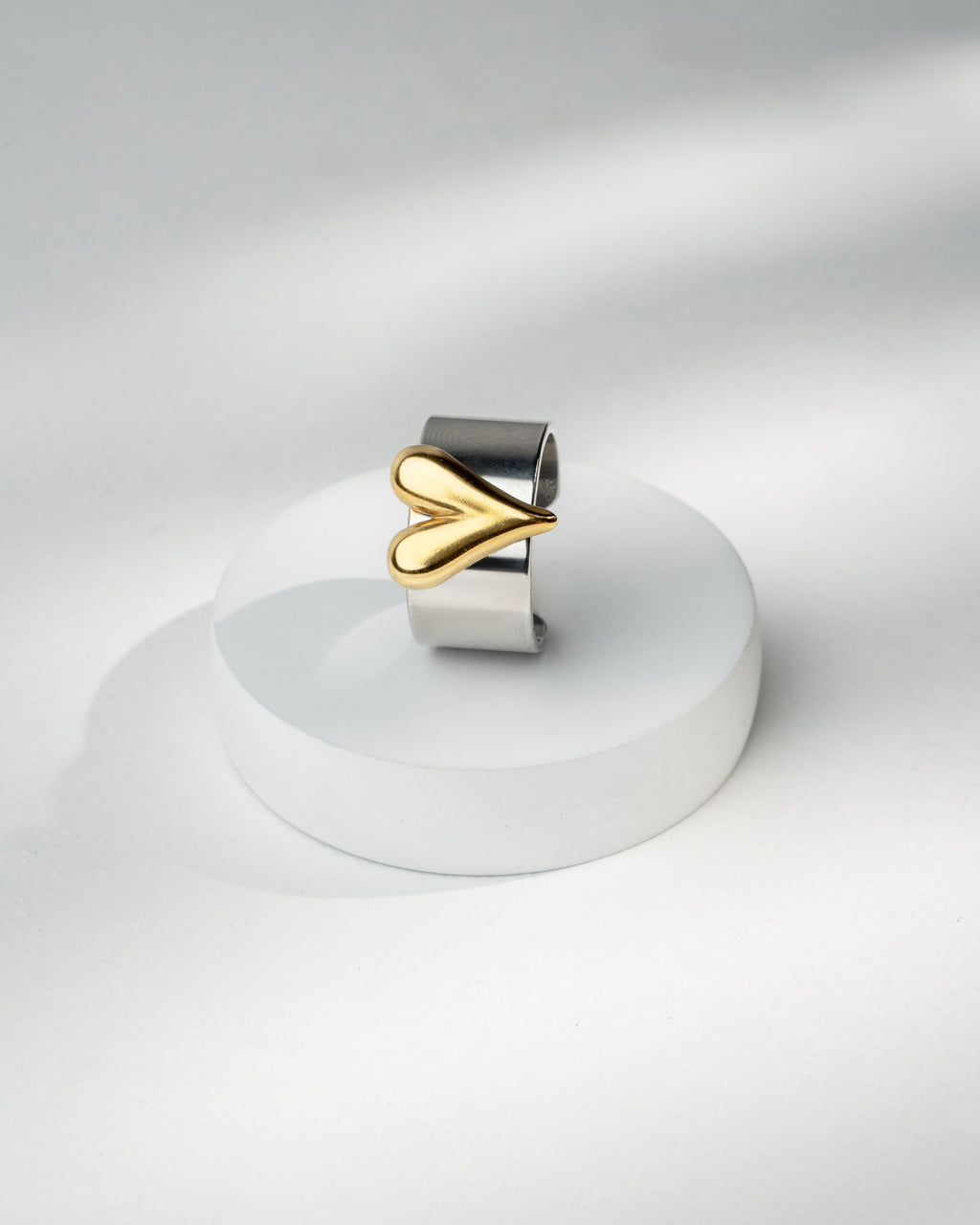 Elegant Gold and Silver Heart Ring