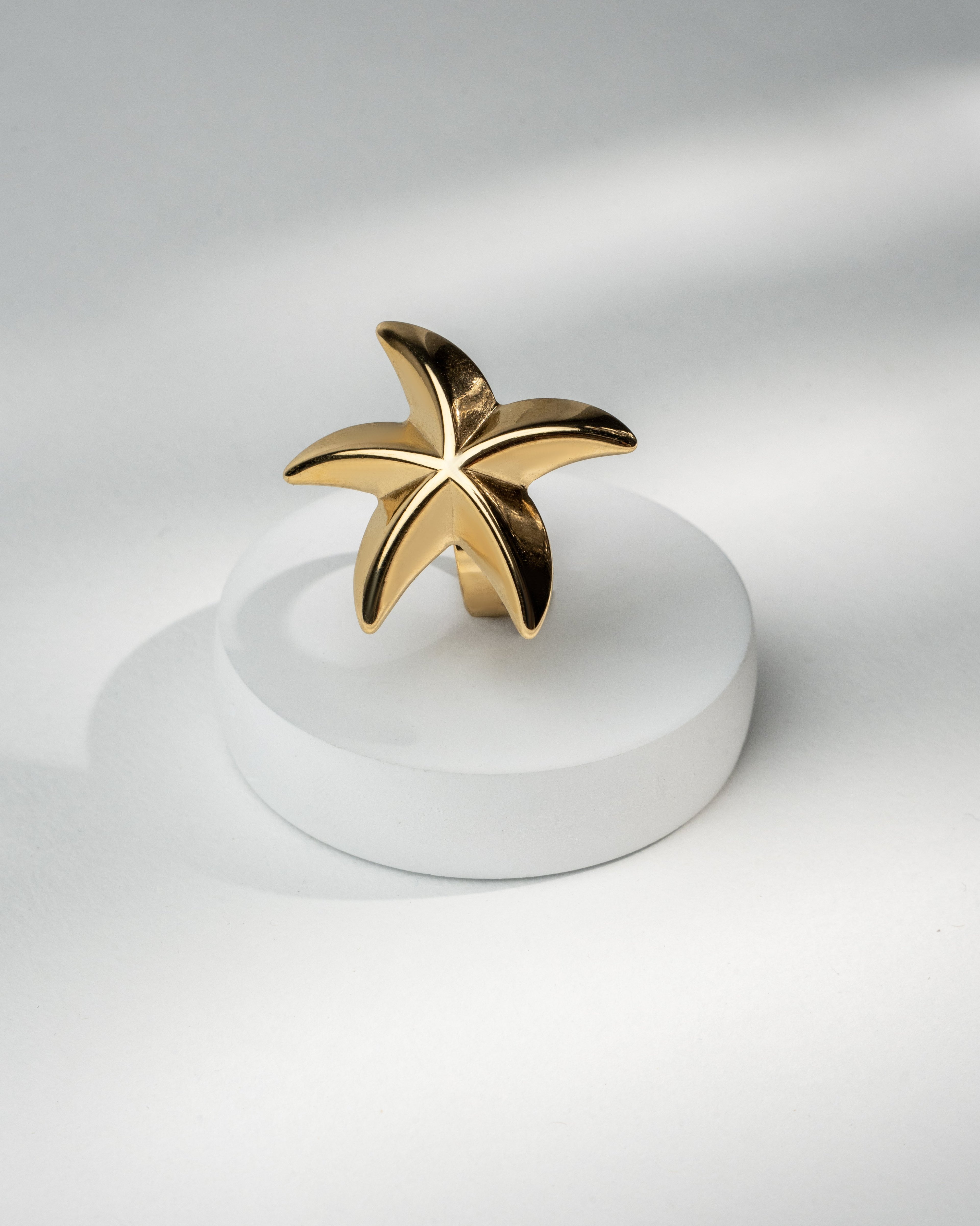 Elegant Starfish Gold-Plated Ring