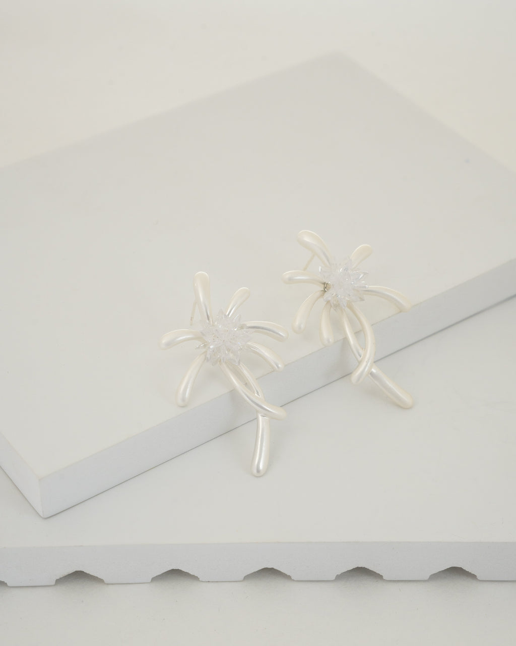 Elegant Spiral Floral Pearl Earrings