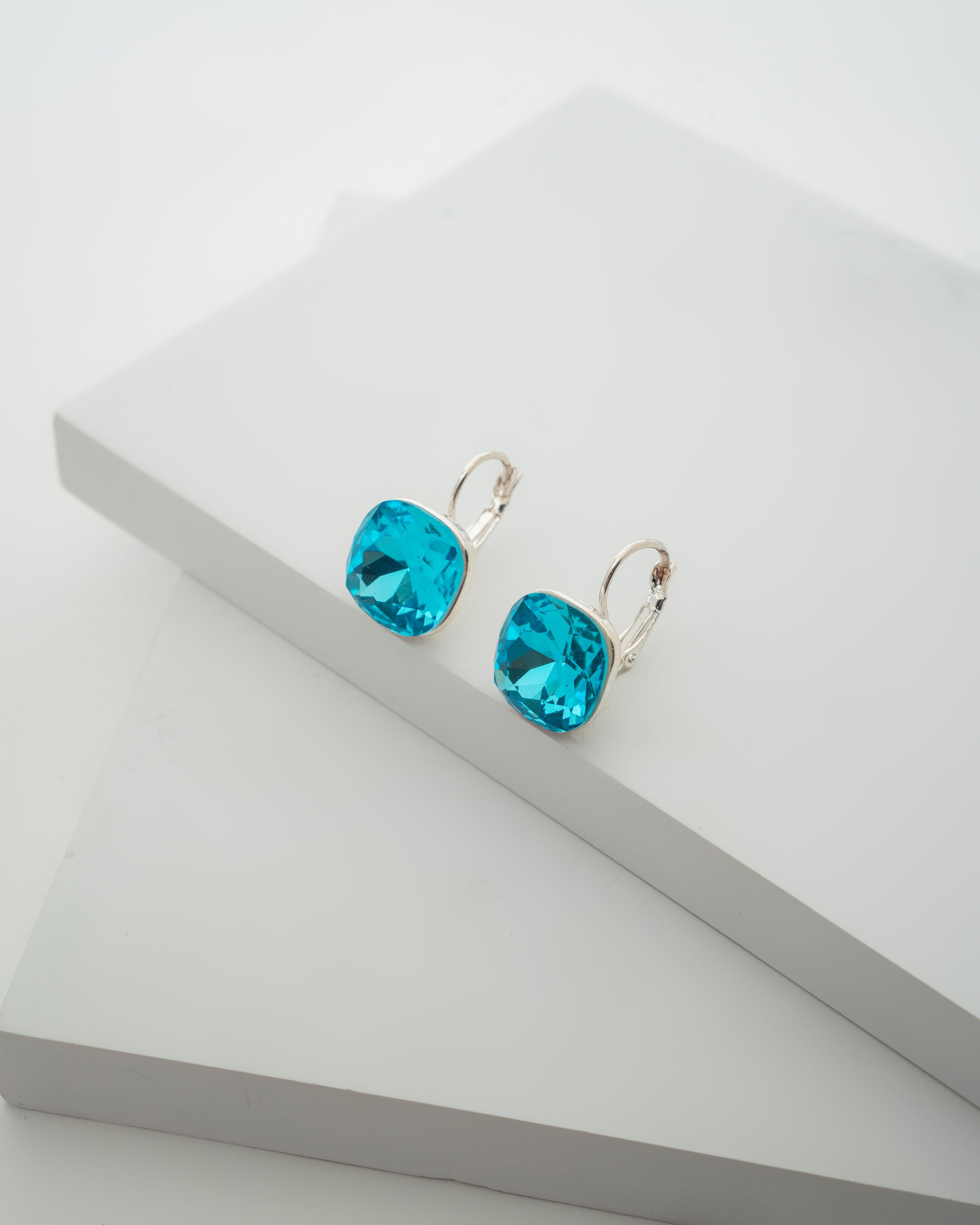 Elegant Aqua Blue Crystal Stud Earrings