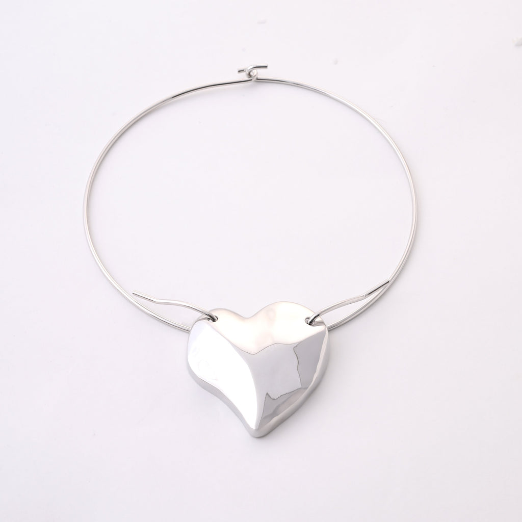 Elegant Heart-Shaped Silver Necklace