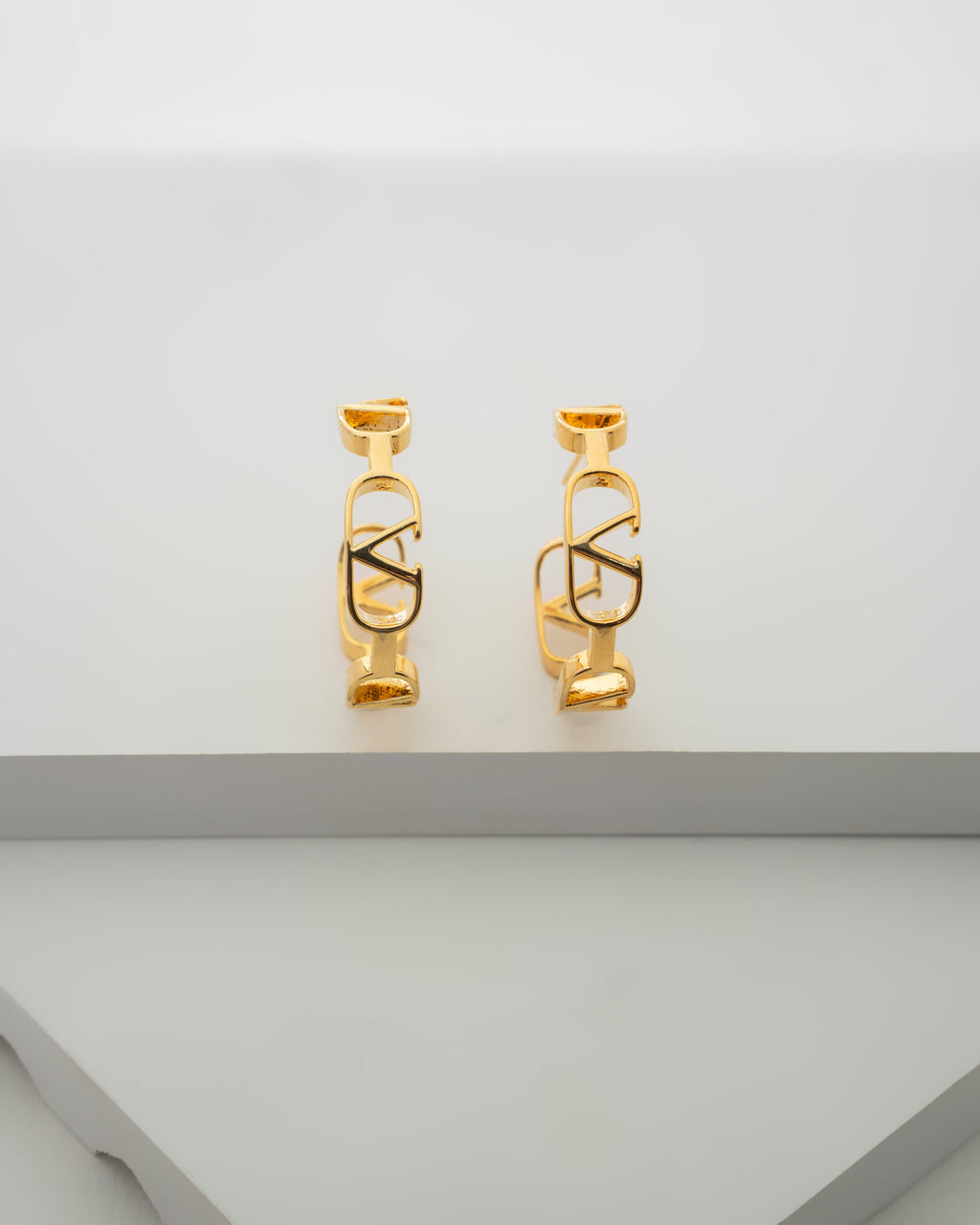 Elegant Gold-Plated Geometric Cufflinks