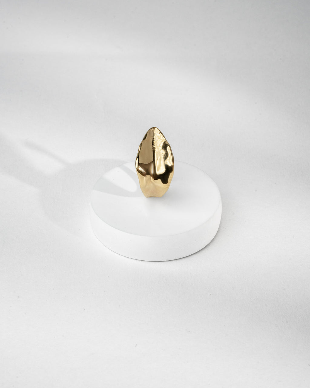 Elegant Gold Abstract Sculpture Ornament