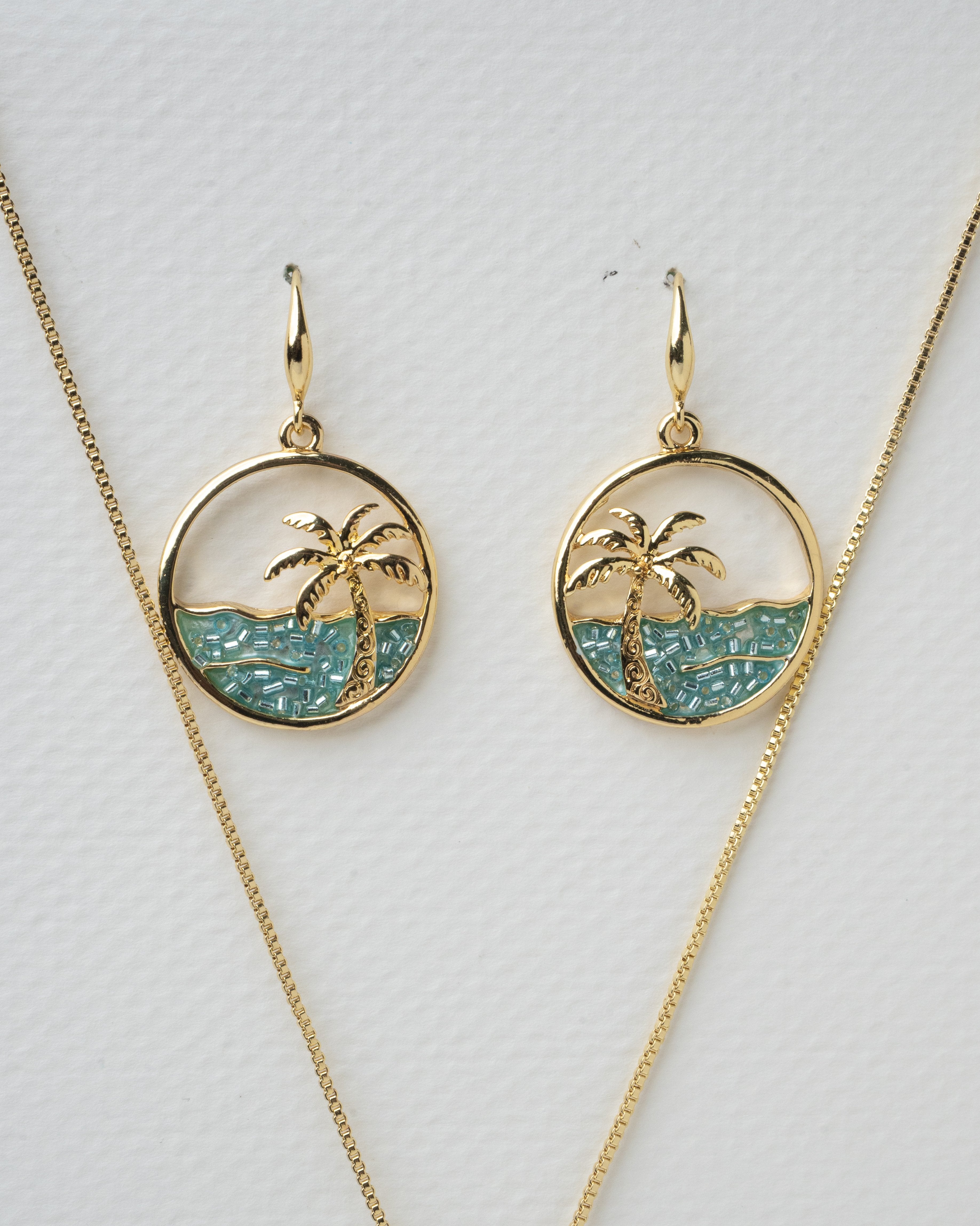 Tropical Paradise Gold Plated Necklace and Earrings Set